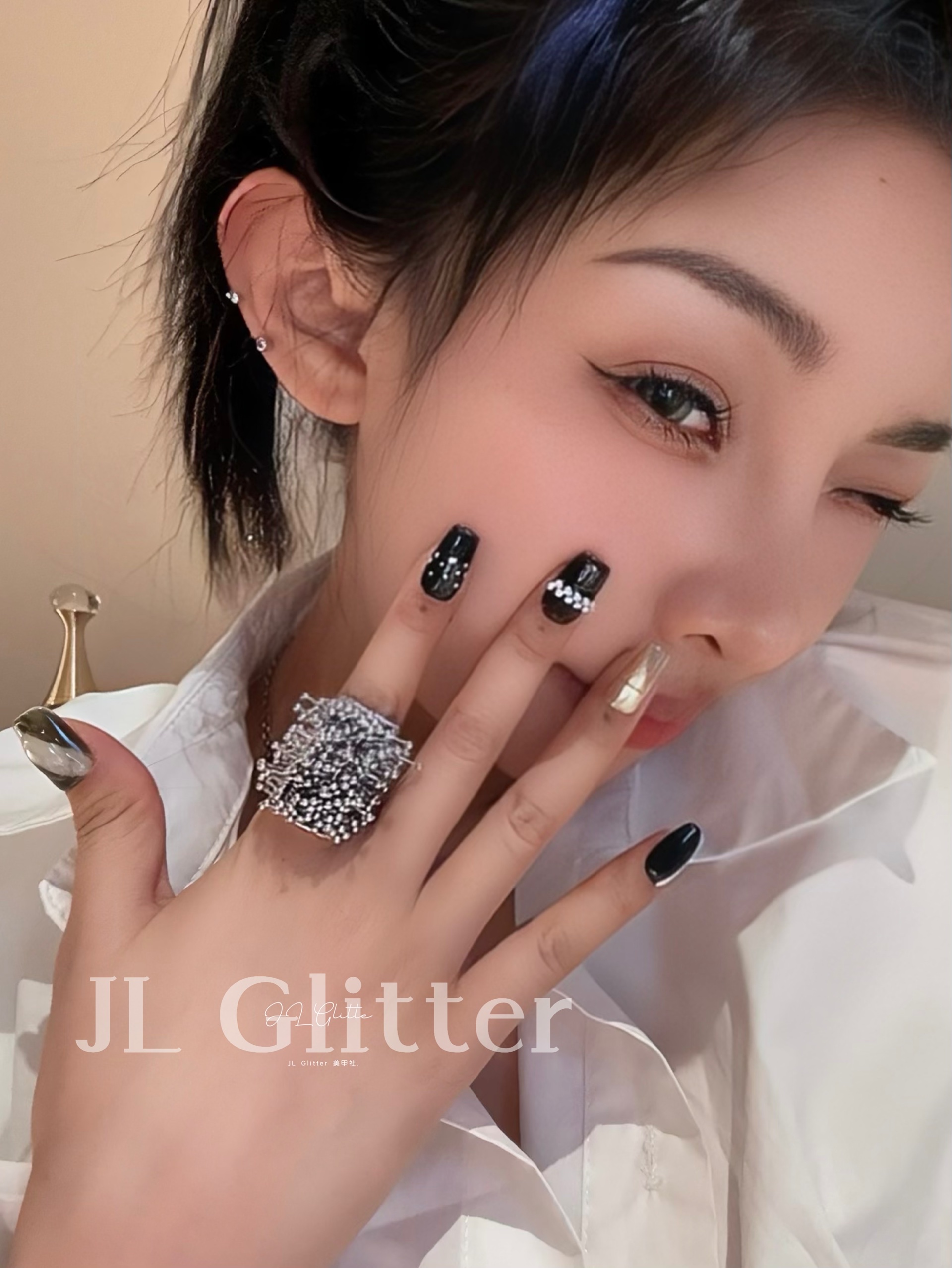 JL Glitter Pure handcrafted wearable Nail, black niche metal nail art, high-end, fashionable, sweet and cool style wearable nail detail image 5