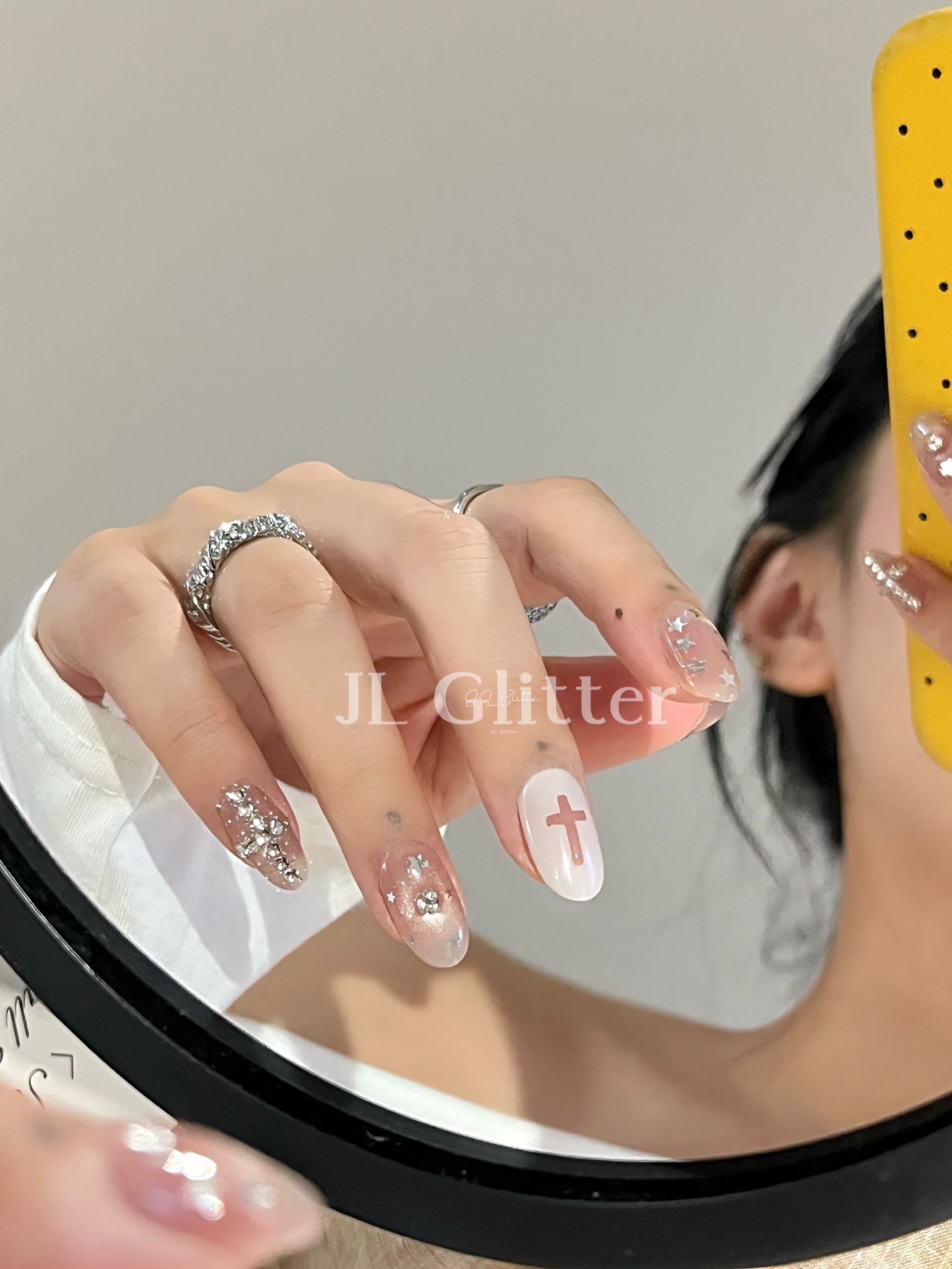 JL Glitter Bare Diamond Pure handcrafted wearable Armor Short, gentle, whitening nail art, sweet and cool style Korean wearable armor detail image 4