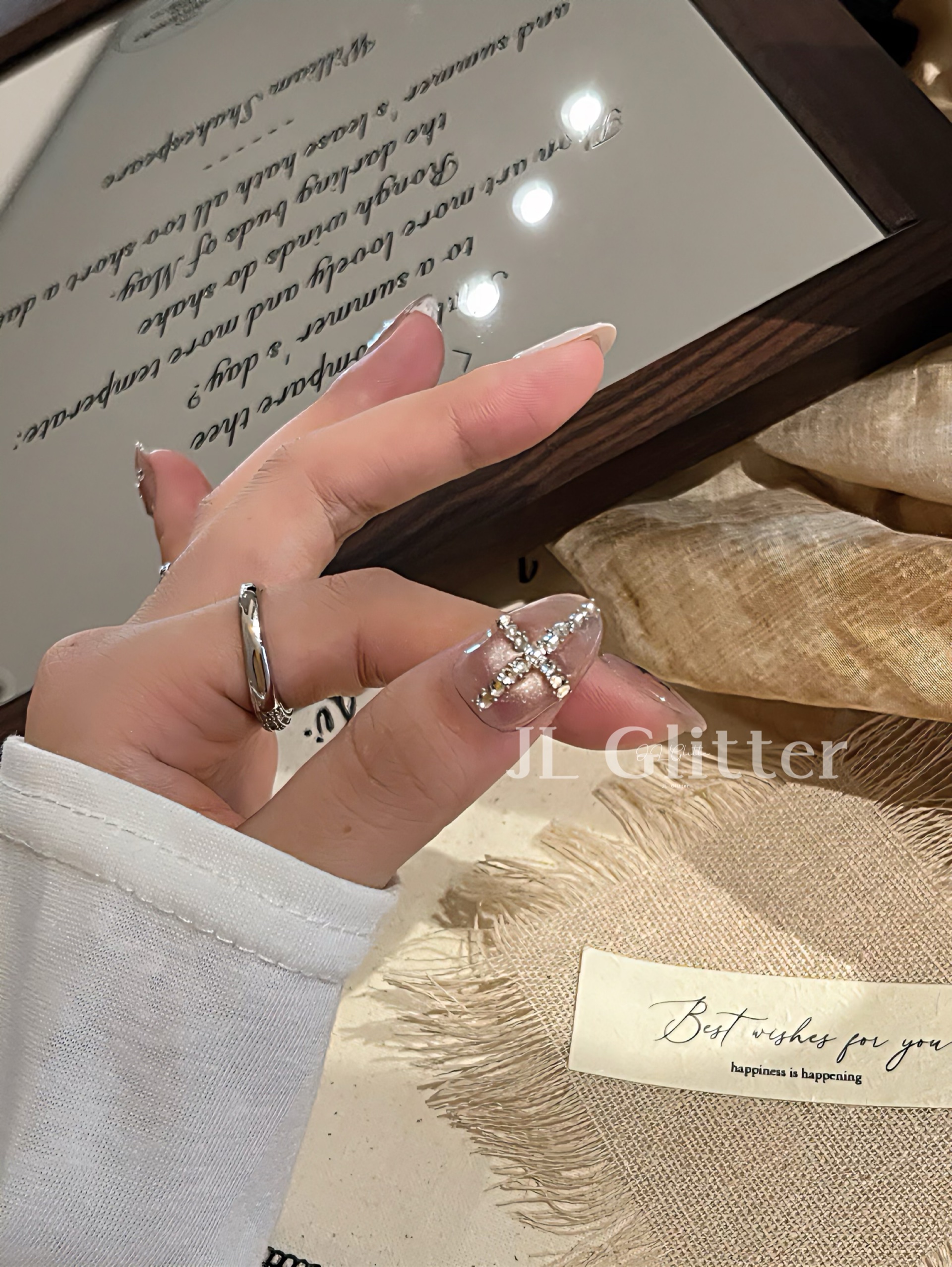 JL Glitter Bare Diamond Pure handcrafted wearable Armor Short, gentle, whitening nail art, sweet and cool style Korean wearable armor detail image 7