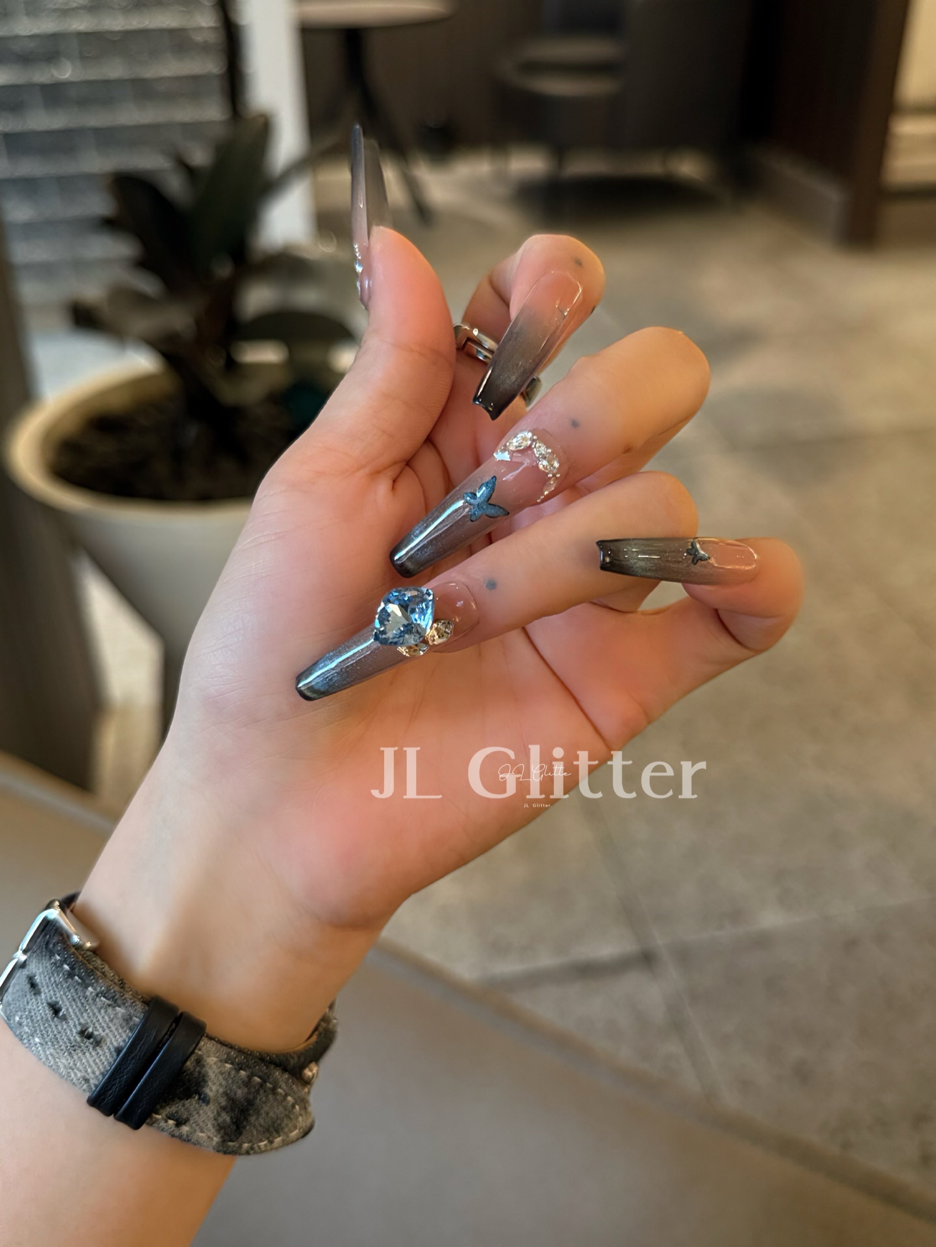 JL Glitter Long handcrafted wearable armor, cat-eye butterfly light luxury bright diamond nail art, high-end wearable armor for hot girls detail image 7
