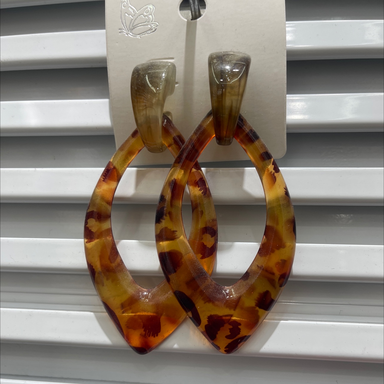 树脂耳环、豹纹耳环、狂野西部、欧美时尚潮流、休闲印花耳环产品图