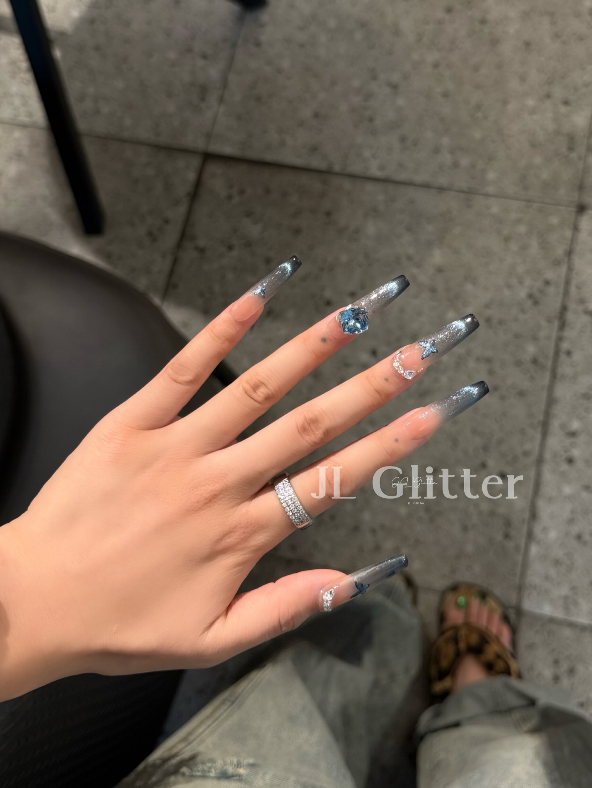 JL Glitter Long handcrafted wearable armor, cat-eye butterfly light luxury bright diamond nail art, high-end wearable armor for hot girls Item Picture