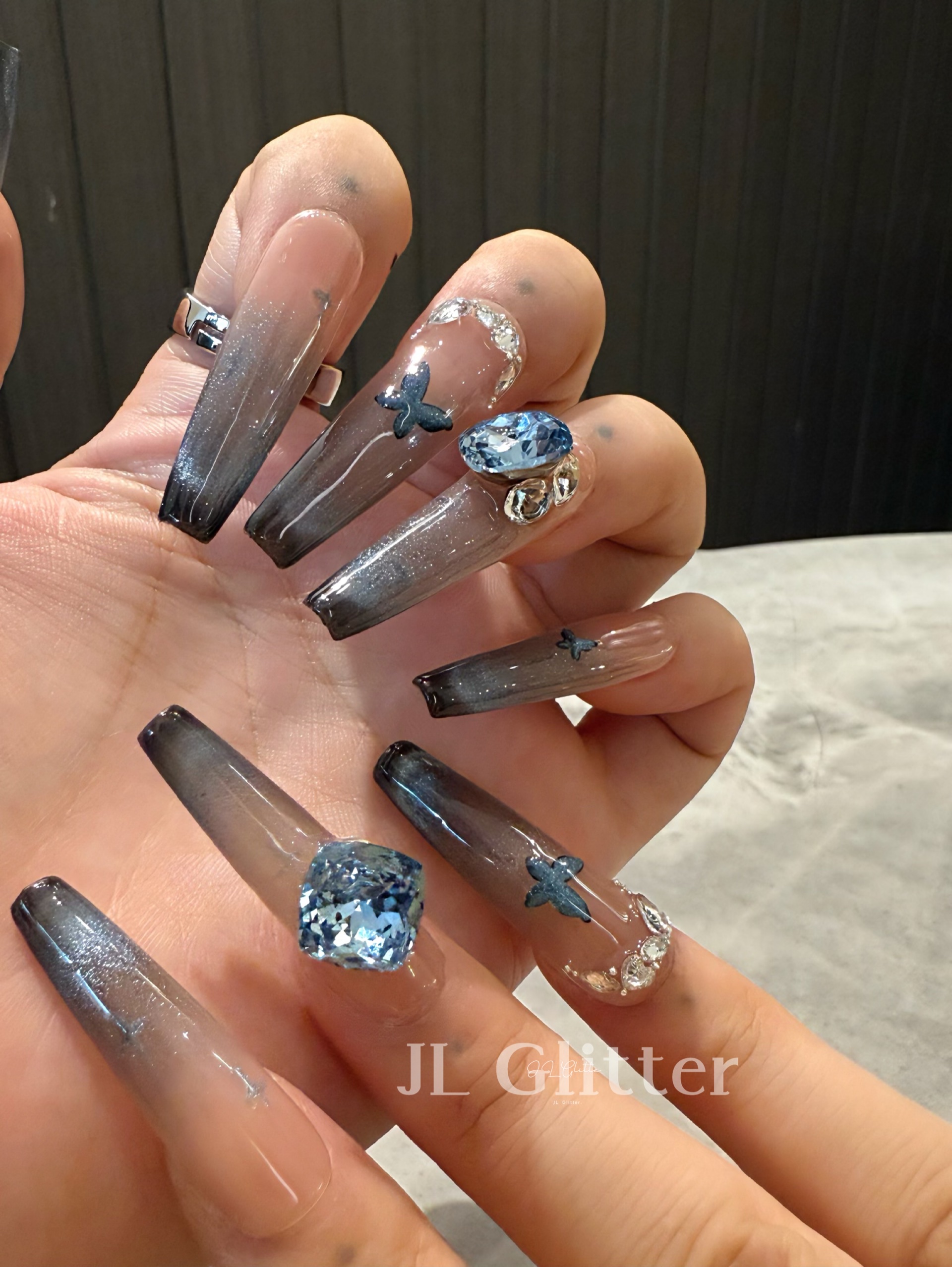 JL Glitter Long handcrafted wearable armor, cat-eye butterfly light luxury bright diamond nail art, high-end wearable armor for hot girls detail image 3