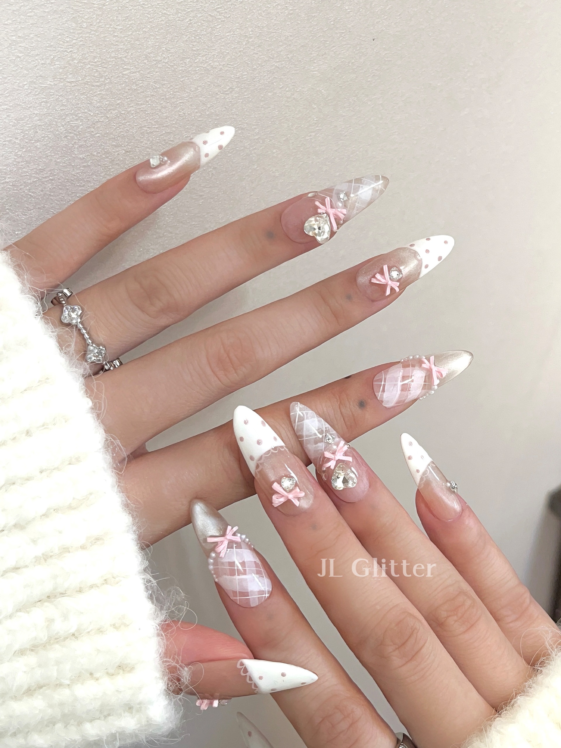 JL Glitter Sweet and gentle, handcrafted wearable armor, French bow nail art, gentle style, whitening wearable armor detail image 3