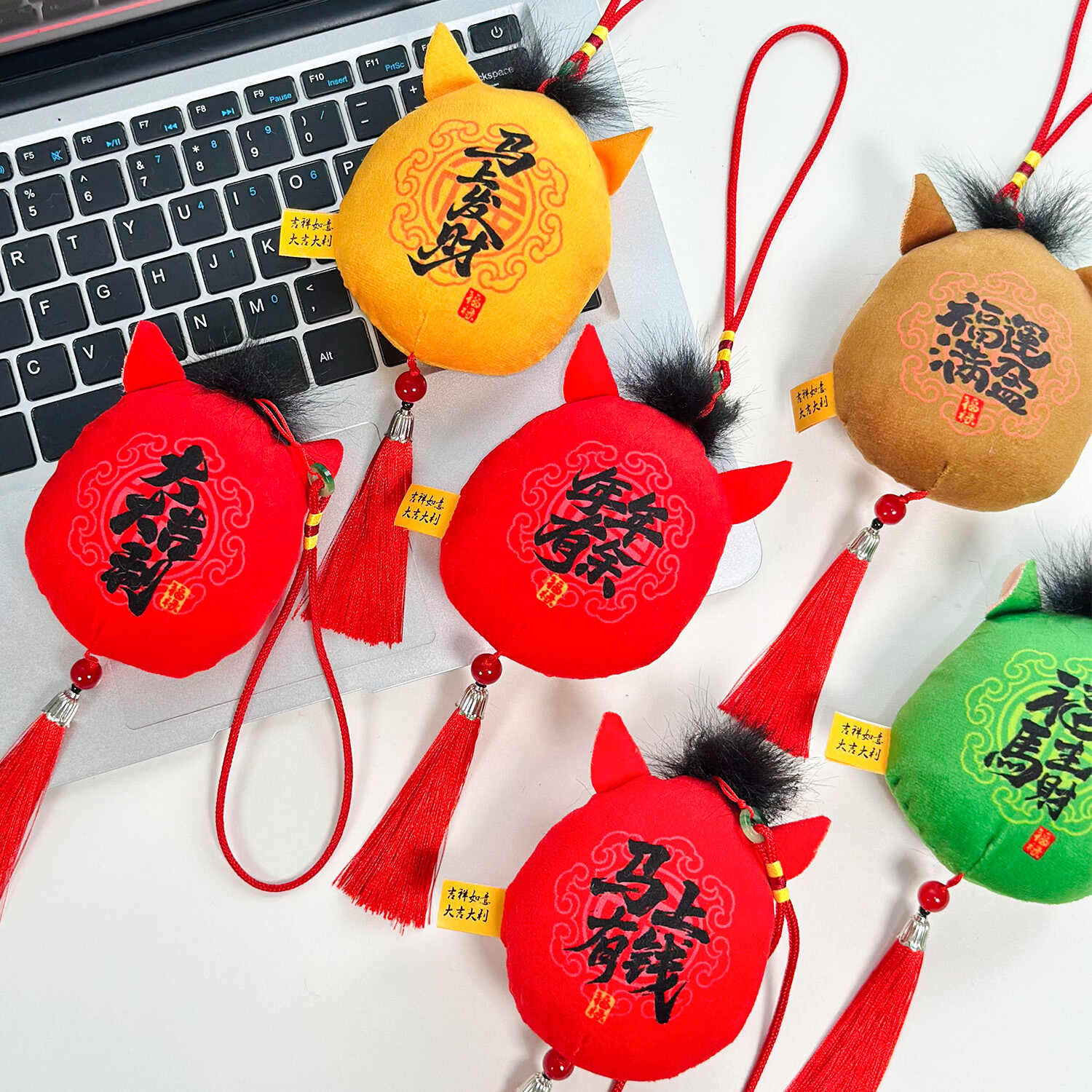 Horse Year car hanging toy pendants, Tuan Tuan Ma Na Fu pendants, keychains, zodiac horse figurines, cute plush figurines, Horse Year figurines, New Year gifts details Picture