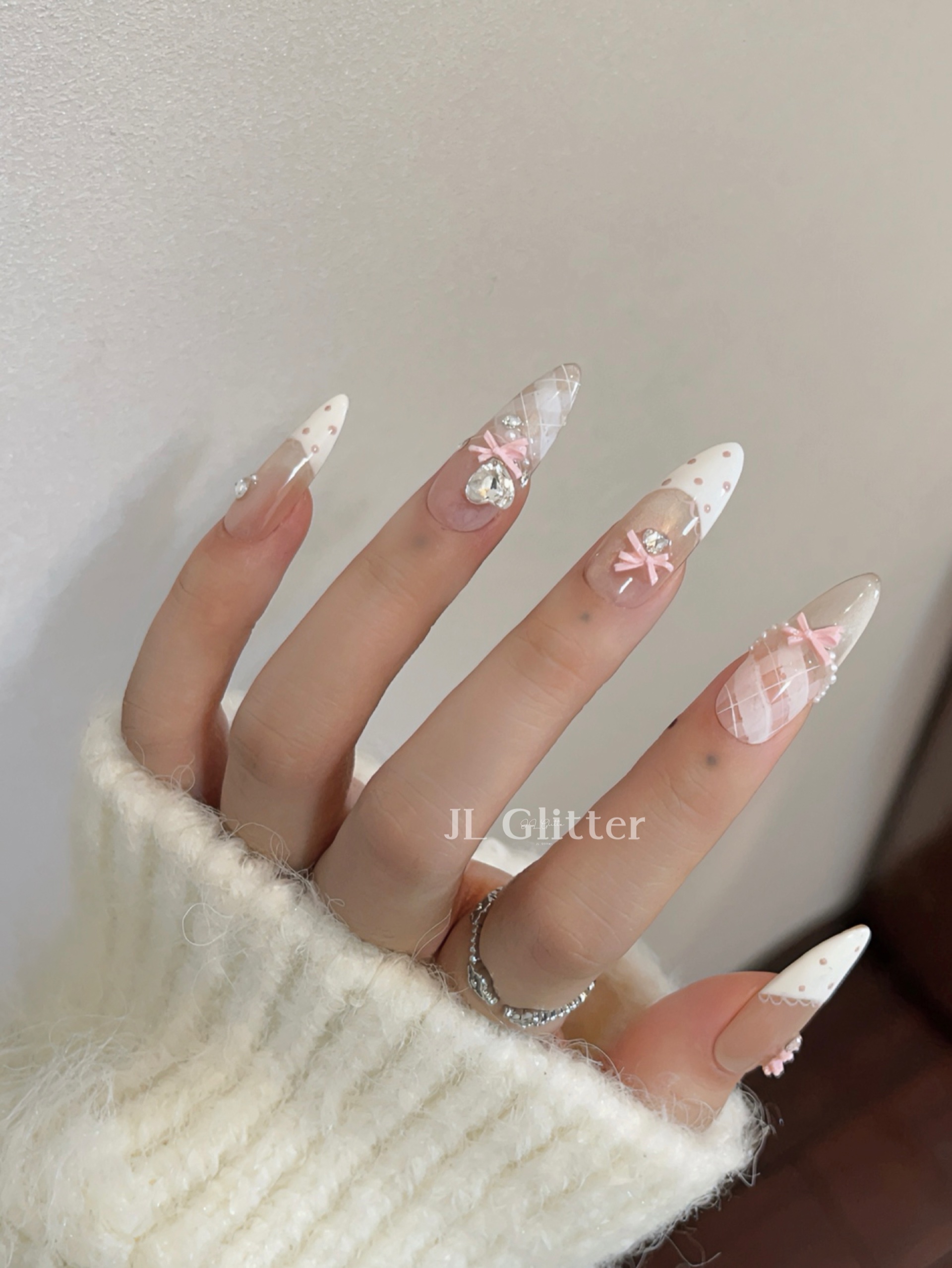 JL Glitter Sweet and gentle, handcrafted wearable armor, French bow nail art, gentle style, whitening wearable armor Specification image