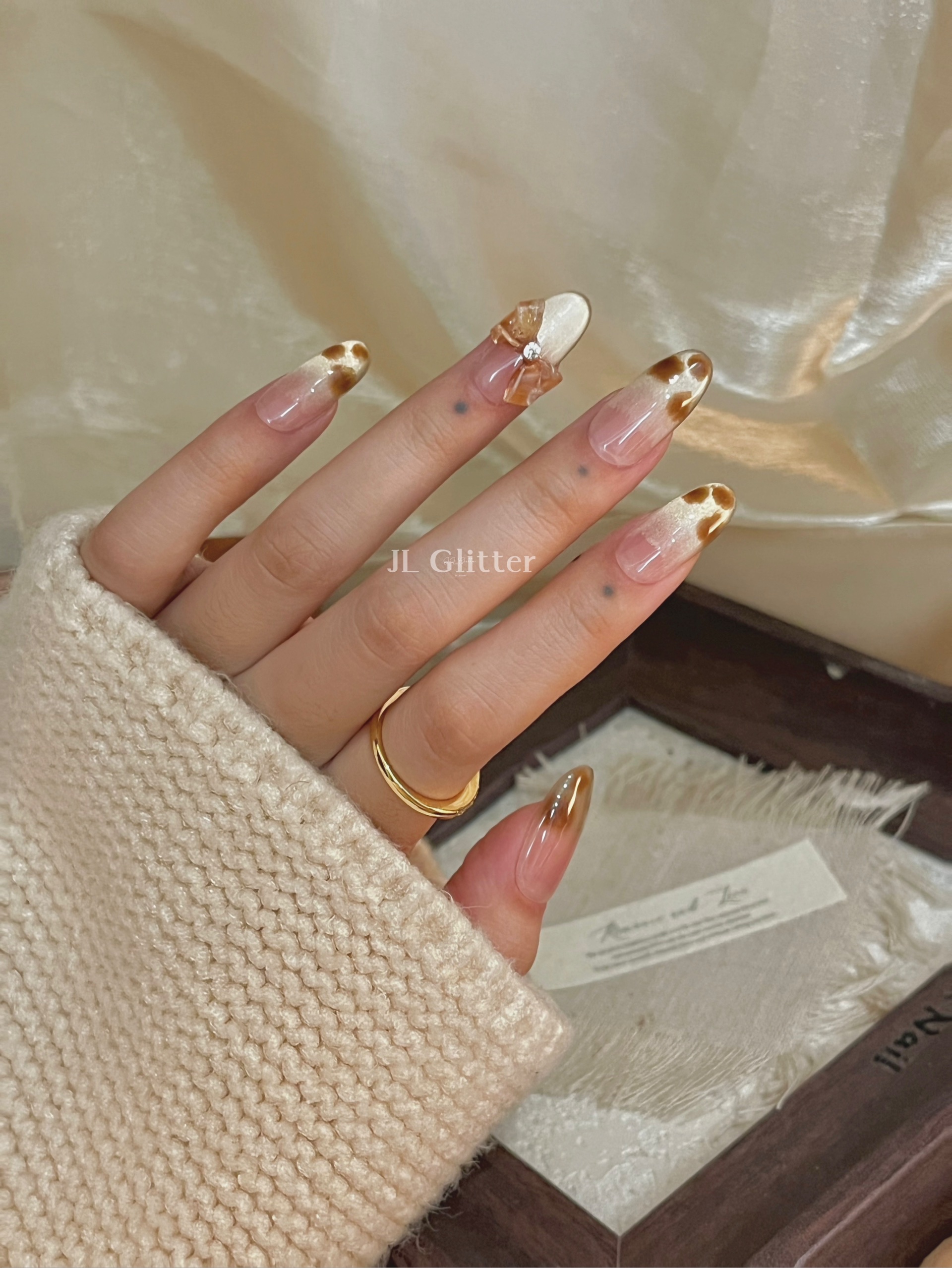 JL Glitter handcrafted wearing armor, French bow nail art, cat's eye, leopard print, autumn and winter wearing armor Specification image