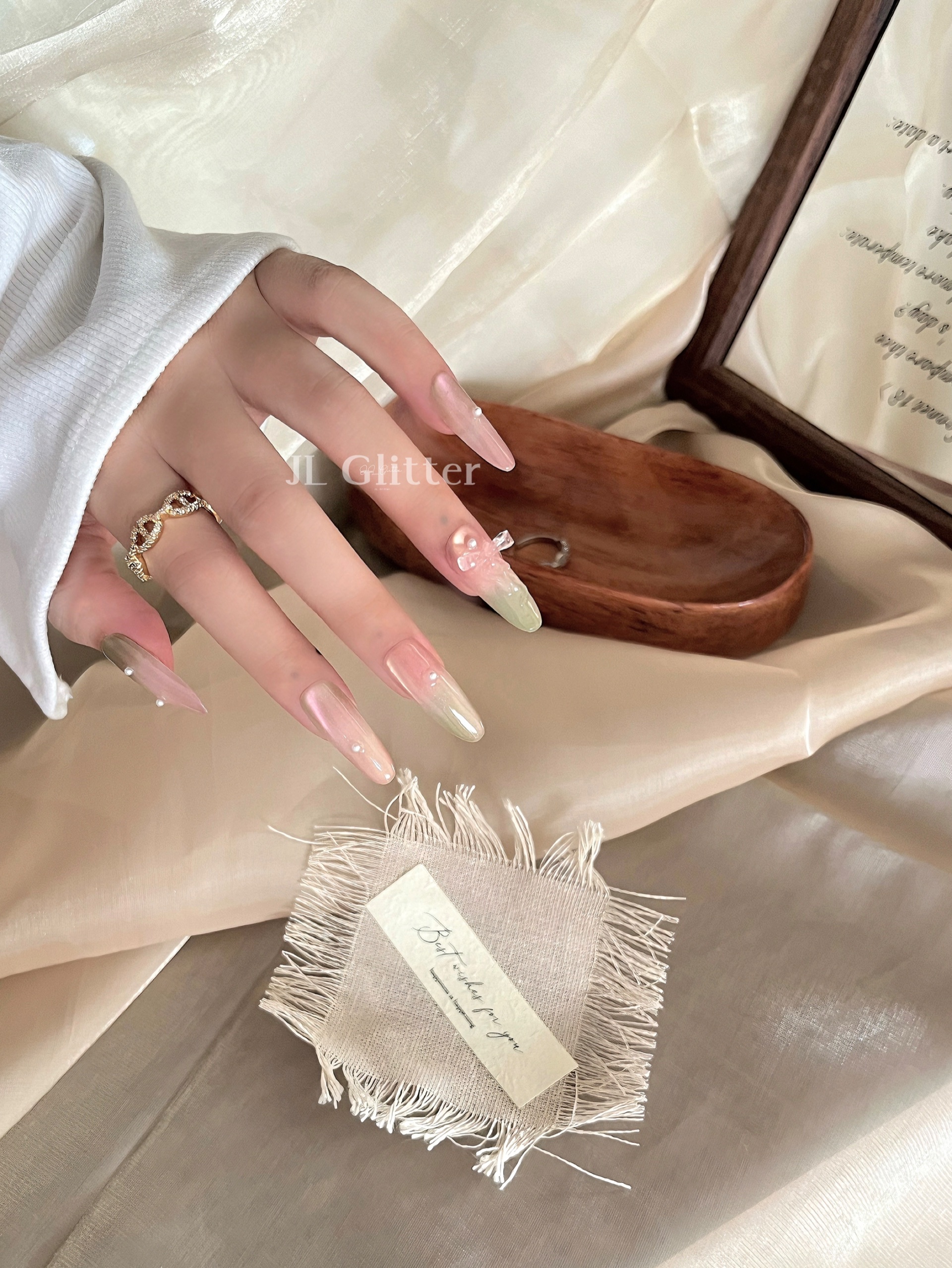 JL Glitter Gradient cat-eye Pure Handcrafted wearable armor, versatile, gentle nail art, bow, high-end wearable armor Specification image