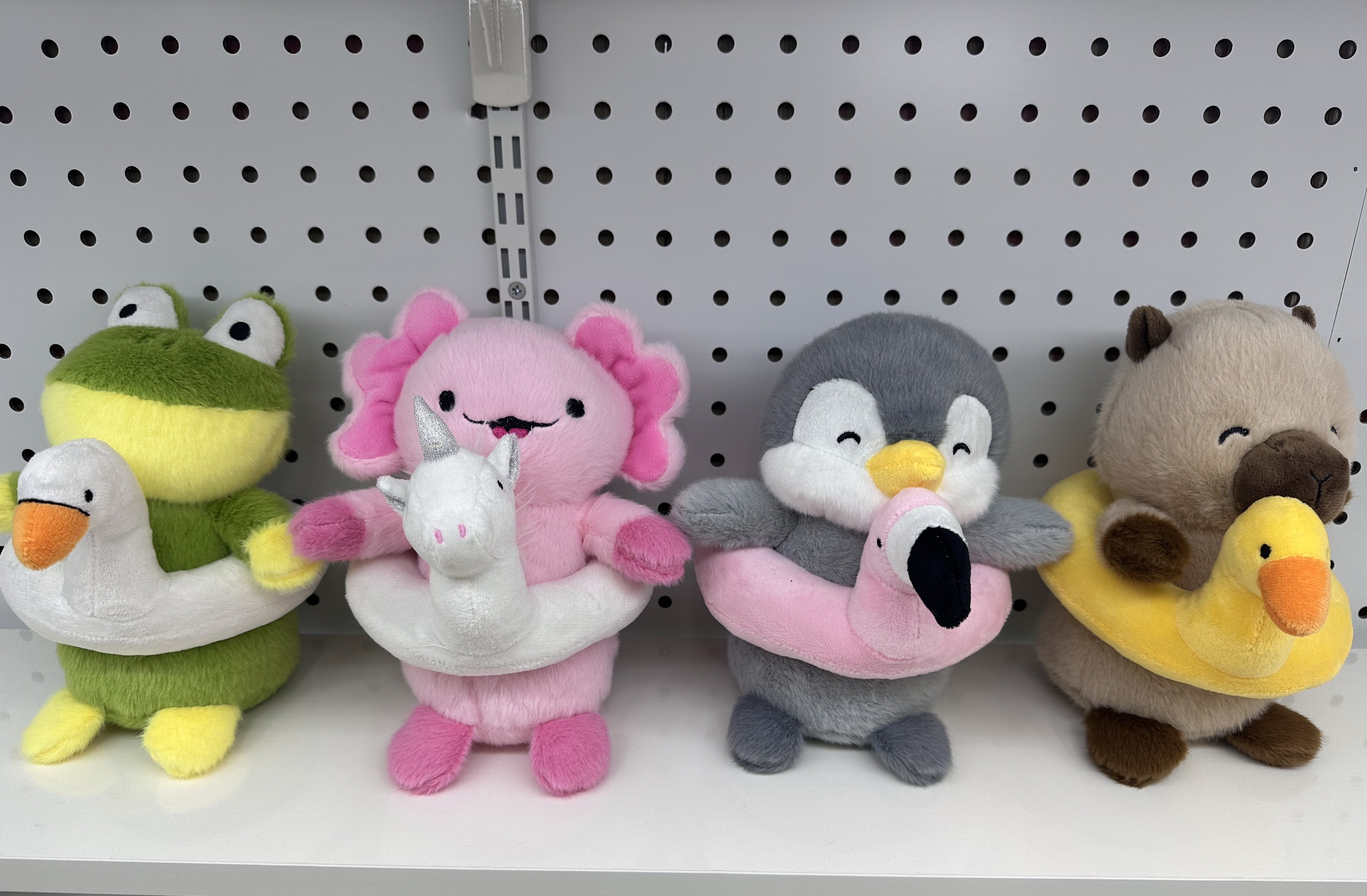 Foreign trade cross-border plush toy pendants, long-legged KT pendants, dress-up doll bag pendants, keychain dolls, cute plush doll pendants, doll fabric pendants, gift figurines, doll plush doll pendants, pendant dolls Application Scenario