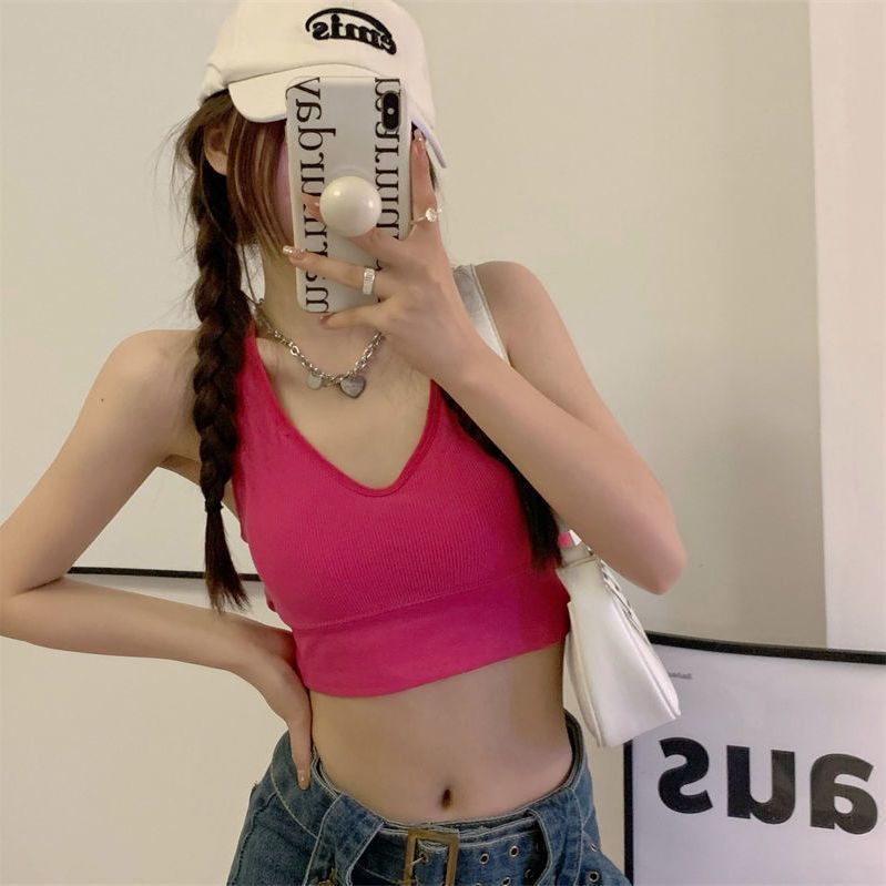 Summer hot girls' unique and beautiful backless halter top, women's innerwear with a chest pad, a strapless bra, and outerwear with a thin wrap around the chest undefined