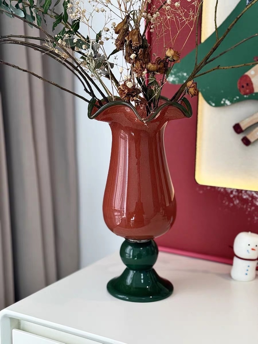 YANPERN vintage handcrafted glass vases for home living room decoration, high-footed flower-shaped glass flower vases detail image 6