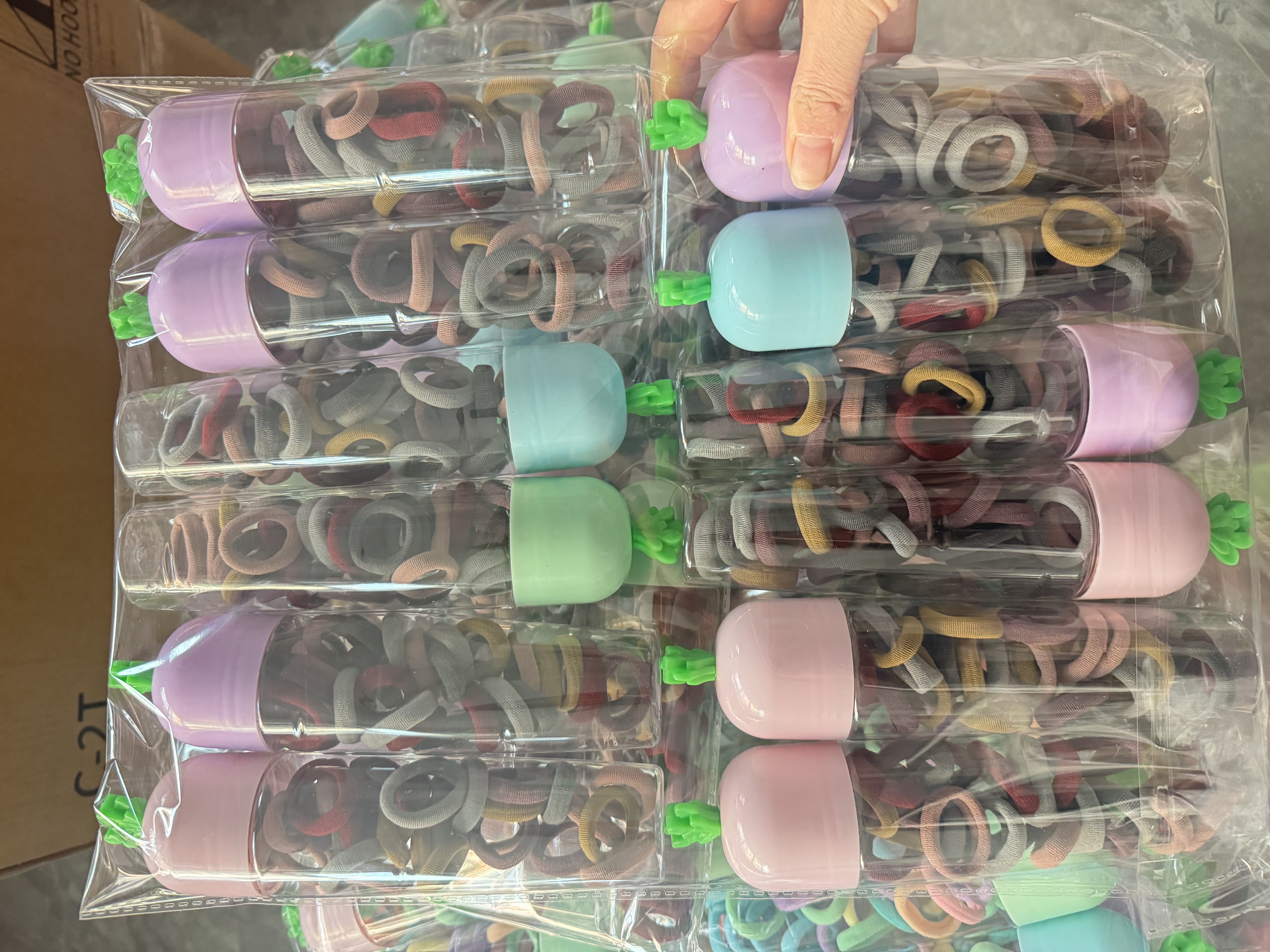 New colorful towel band, rubber band, cute girls, simple summer hair tie, high-elasticity rubber band, children's hair band, headwear, children's thumb hair band, no damage to hair, rubber band hair accessory, hair tie, girls' Korean style, high-end look, ponytail hair tie, leather cover detail image 5