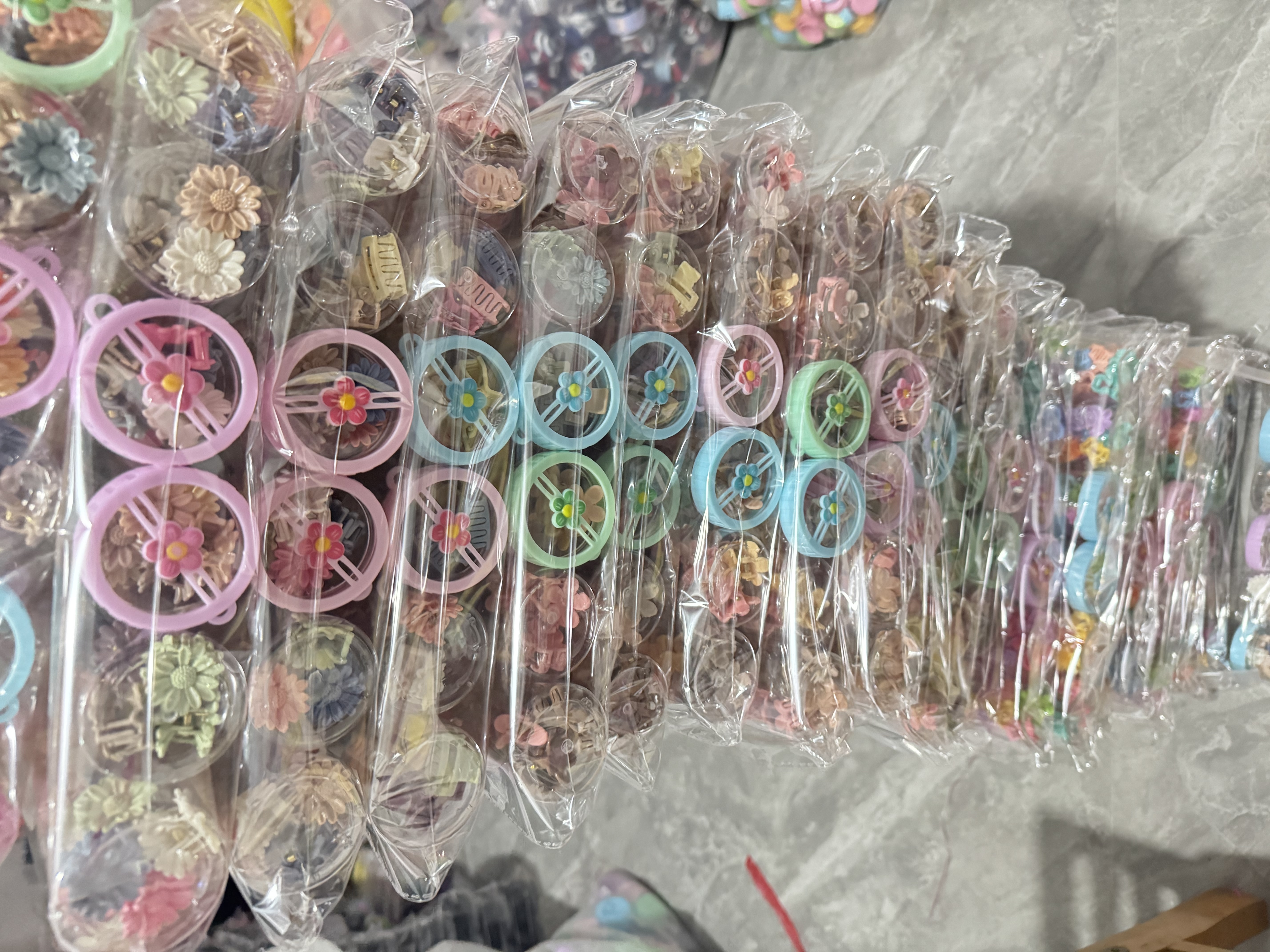 New small-sized hair band for girls' headwear, which is not harmful to hair and has high elasticity details Picture