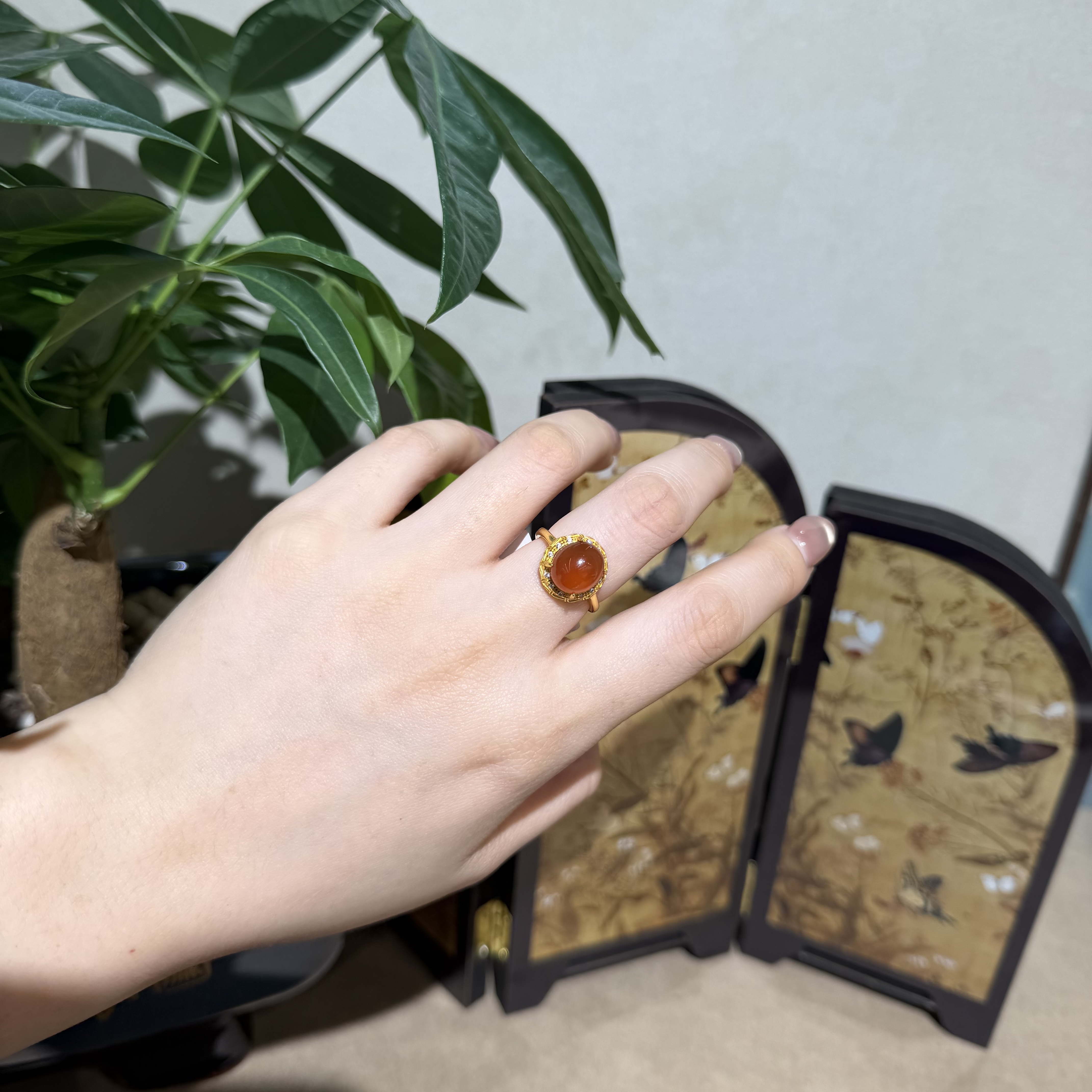 【一妃聚宝】天然南红戒指女新中式国风气质简约复古玉石开口戒详情图2