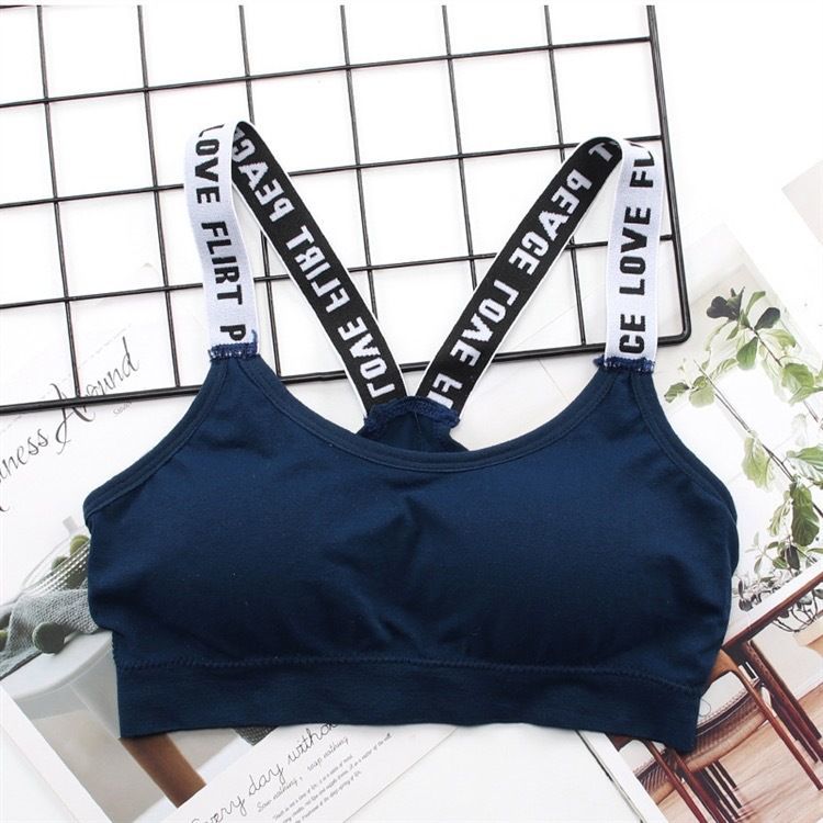 Thin girls' bra without underwire, student sports vest, English letter strappy around the chest, women's summer sports vest bra Application Scenario