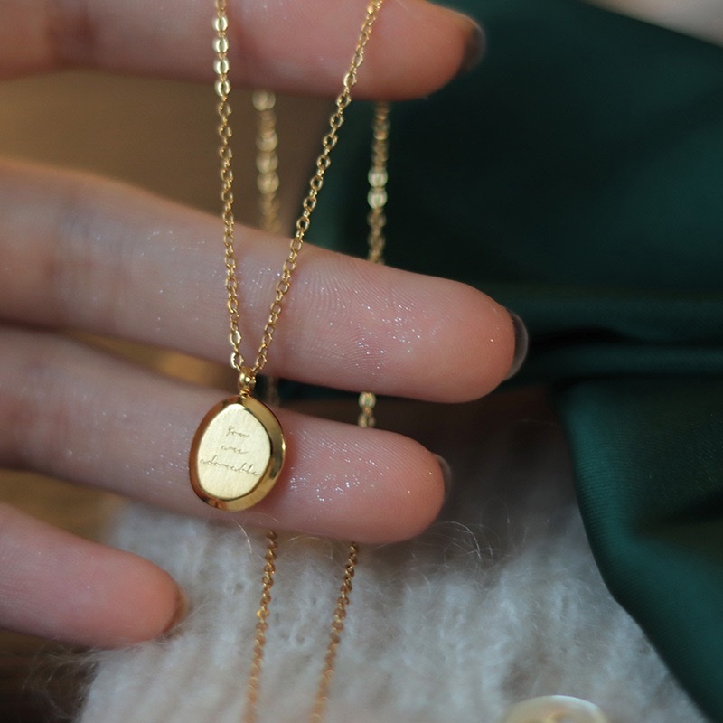 Stainless steel necklace, simple and fashionable, versatile pendant necklace for couples, as a gift Specification image