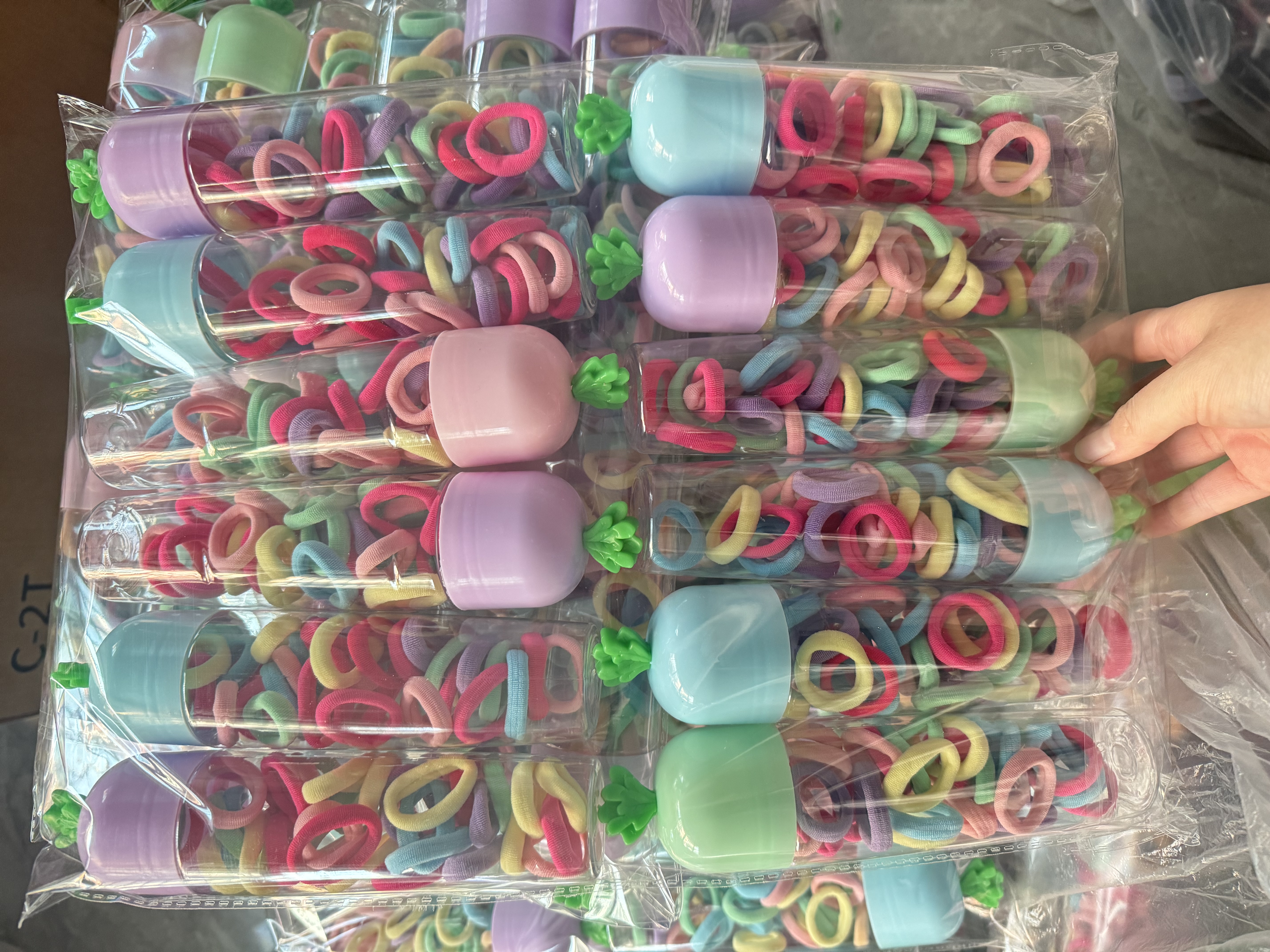 New colorful towel band, rubber band, cute girls, simple summer hair tie, high-elasticity rubber band, children's hair band, headwear, children's thumb hair band, no damage to hair, rubber band hair accessory, hair tie, girls' Korean style, high-end look, ponytail hair tie, leather cover detail image 3