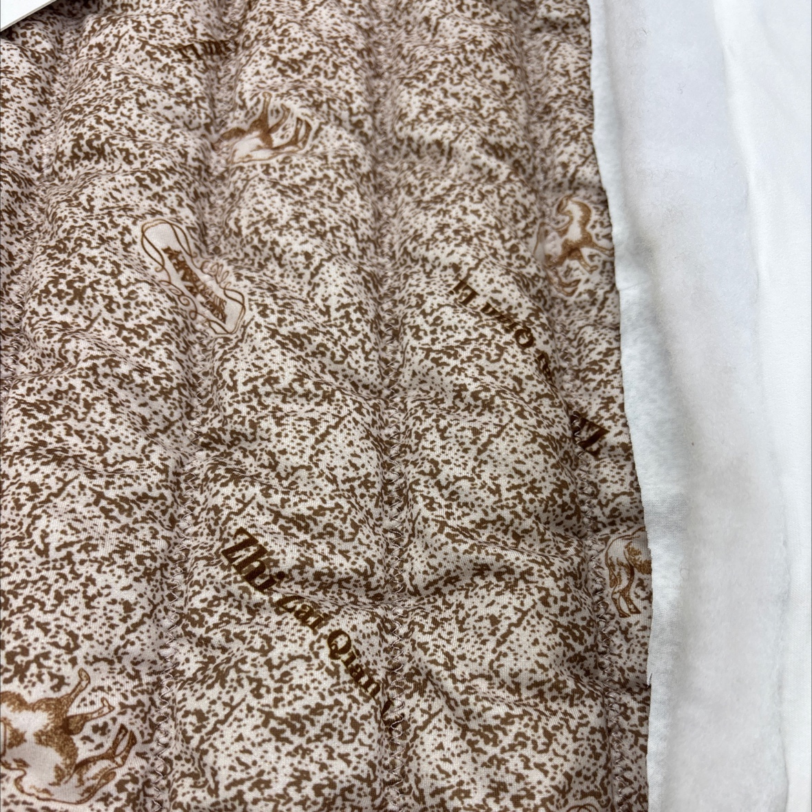 绗缝牛奶丝保暖被春秋冬季薄款暖心舒适柔软床上用品详情图2