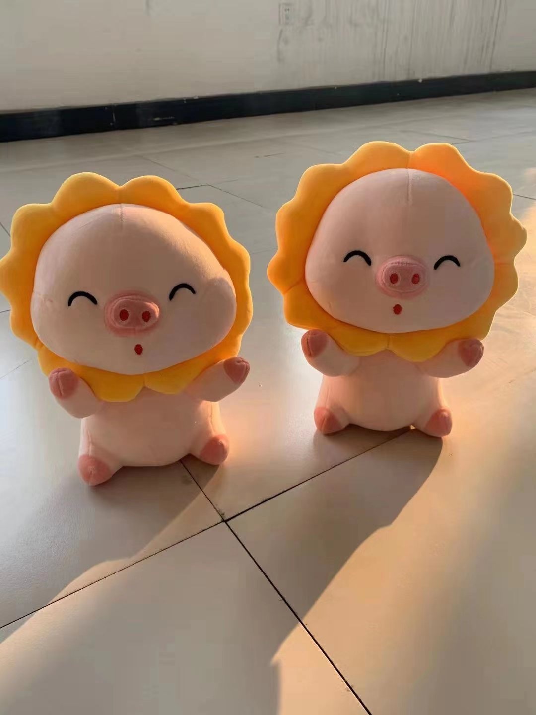 毛绒玩具产品图