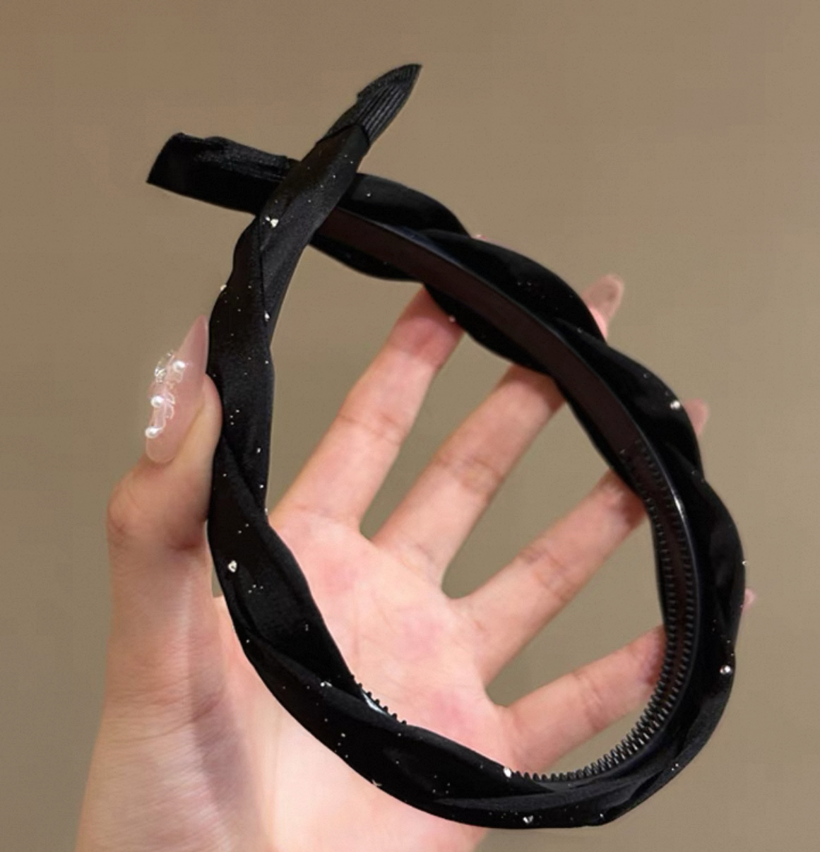 2025新款满天星空黑色麻花辫发箍女带齿防滑头箍详情图3