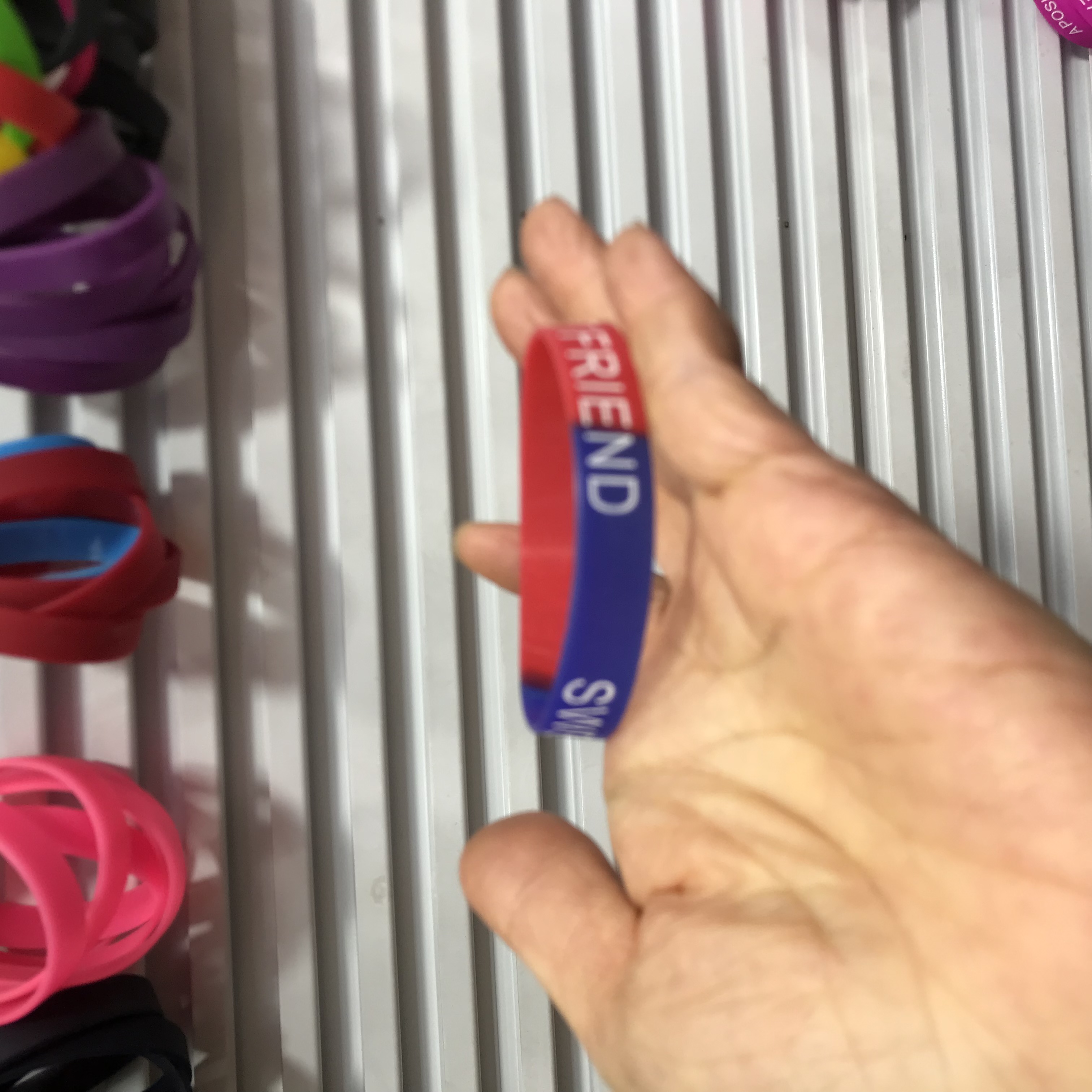 硅胶材质深蓝红 thumbnail