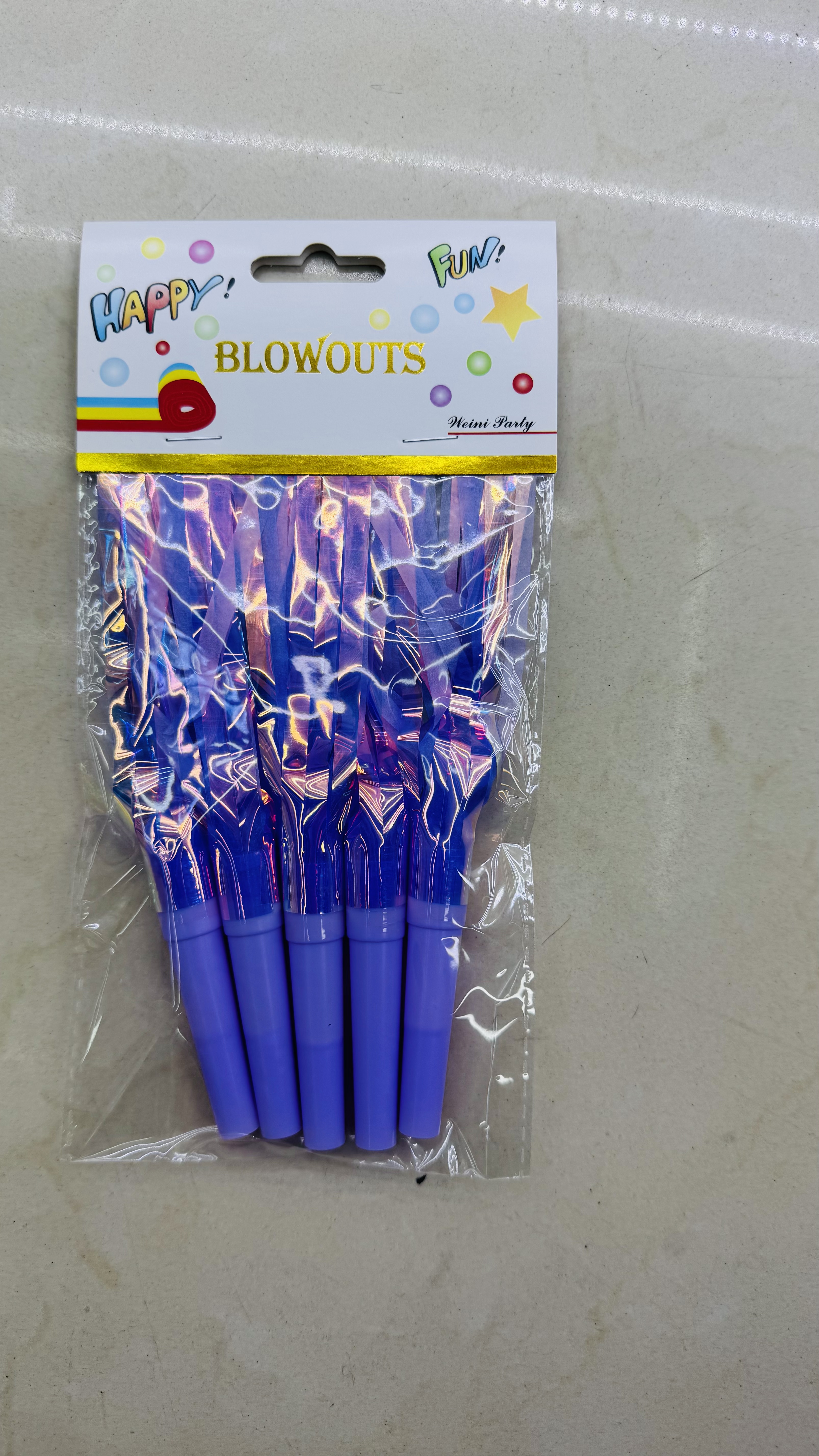 双层金丝口哨，6.5cm口哨，颜色鲜艳的双层金丝，会发出声音，非常漂亮白底实物图