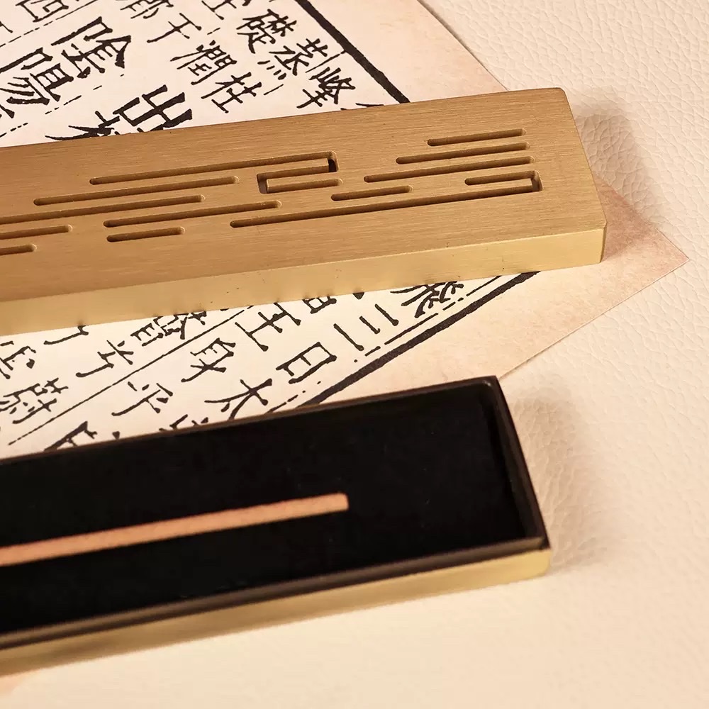 Incense burner set, Guanyin-shaped incense burner accessories, incense products, long-lasting fragrance, incense burner, incense holder, incense ceremony products, pure brass horizontal incense box, copper wire incense box, agarwood sandalwood incense box, household incense burner, portable hollow incense box, tea details Picture