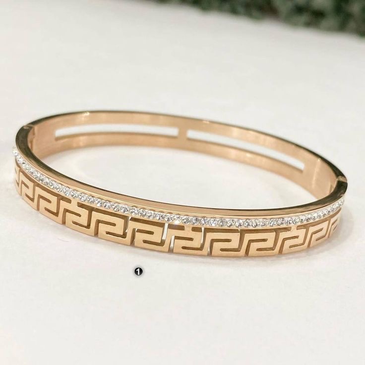 欧美风带钻手镯手镯手镯