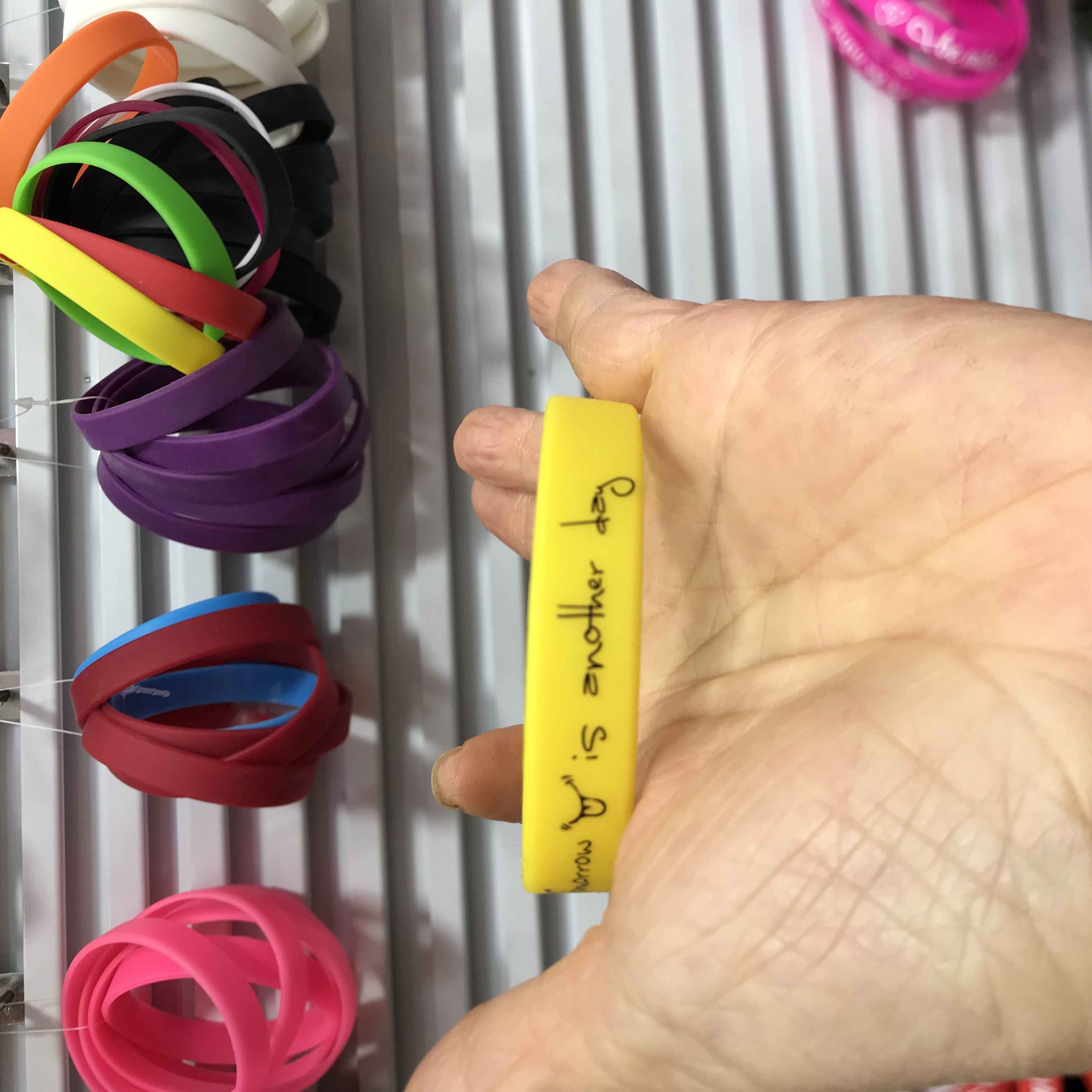 硅胶材质深黄 details Picture
