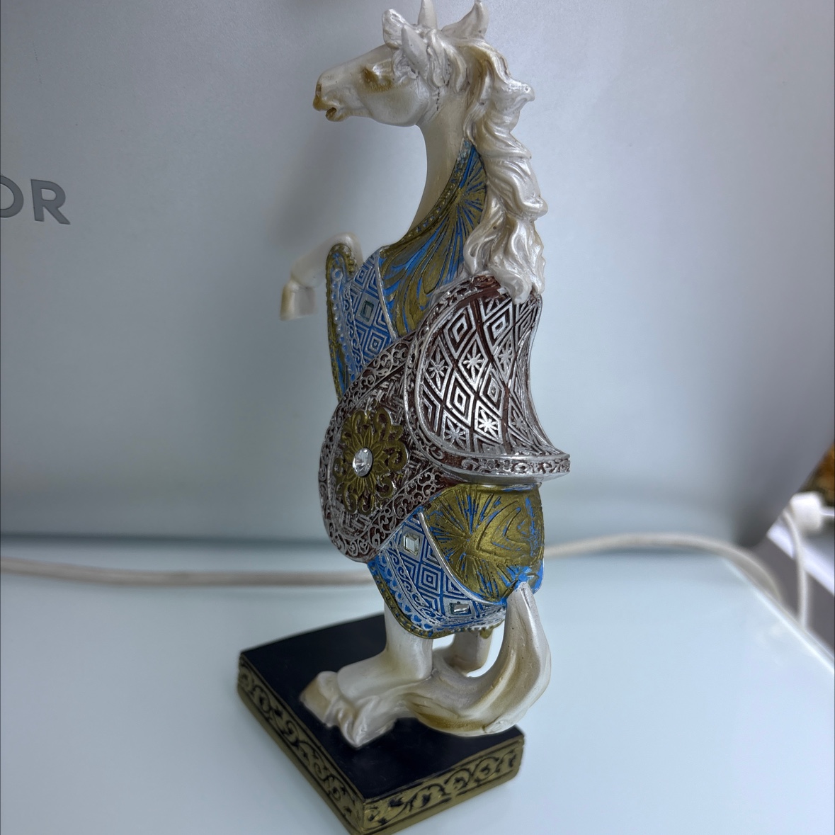 树脂工艺品摆件，马家居摆件，可选适用各种场合礼品盒详情图2