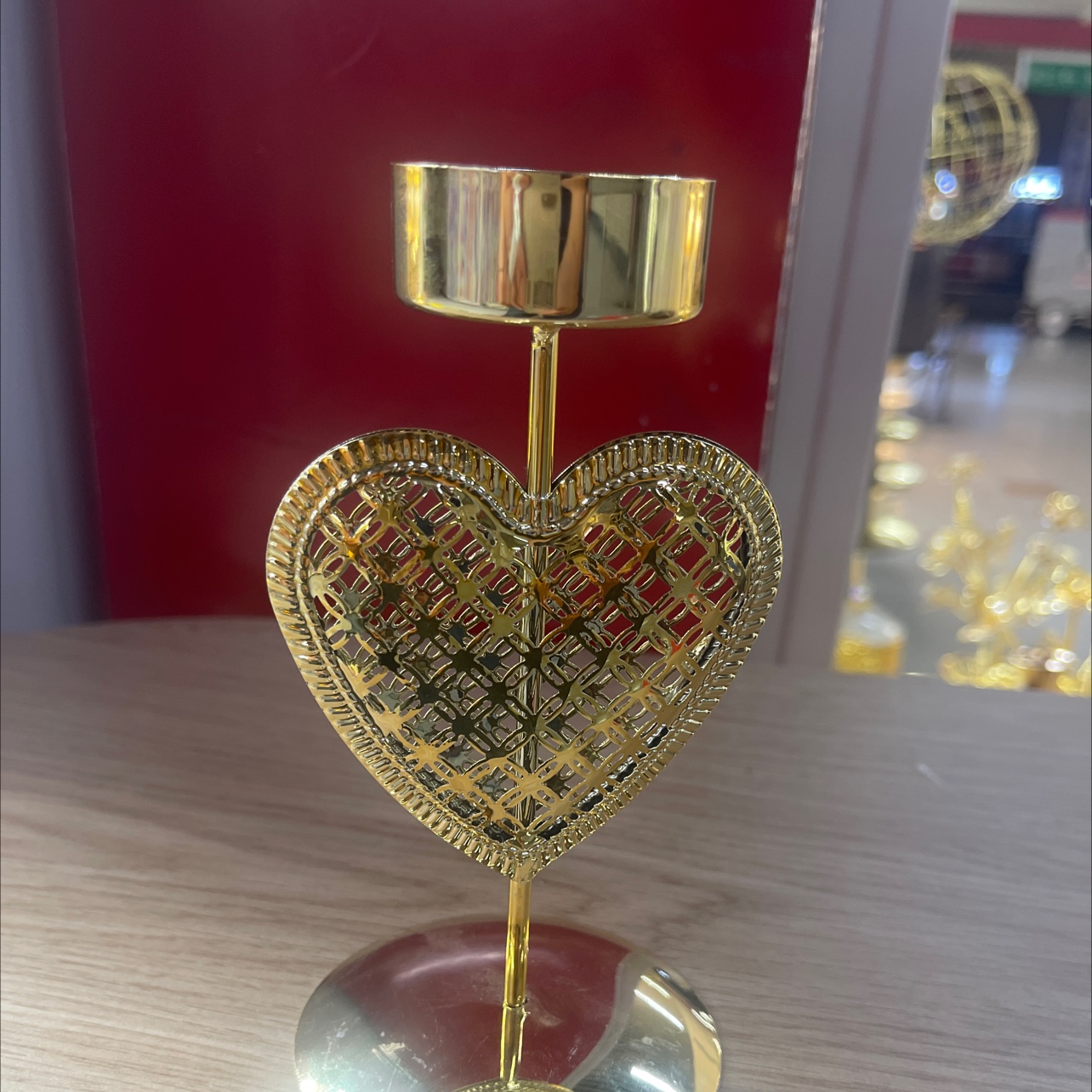 金属工艺品实物图