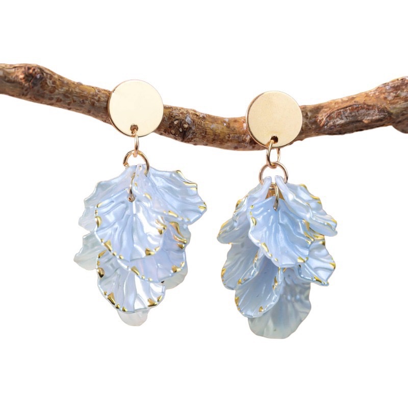 ins influencer style resin petal flower earrings, women's three-dimensional design sense, colorful earrings, high-end earrings wholesale, jewelry earrings, welded earrings, pearl earrings, jewelry earrings, welded earrings, pearl earrings detail image 10