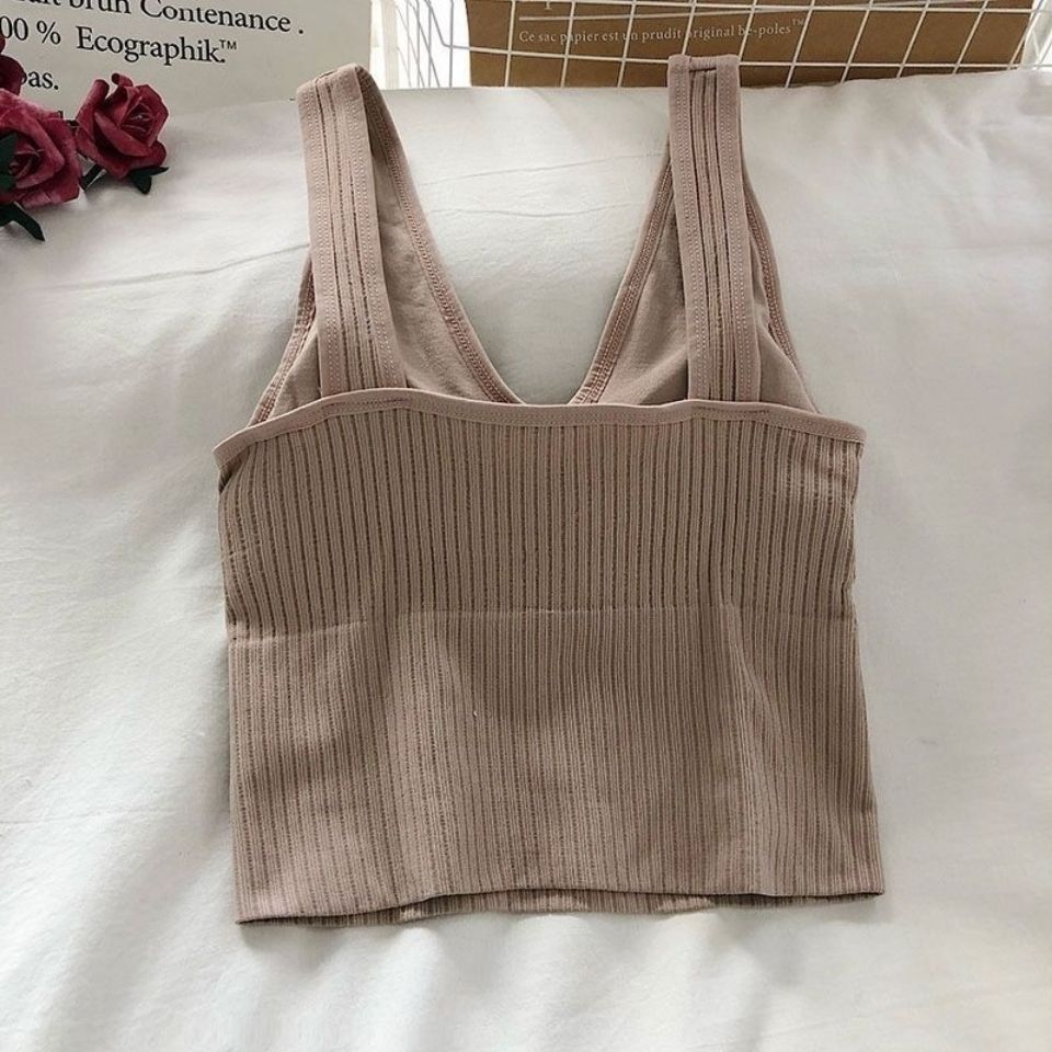 My close friend, the V-neck halter vest without a steel ring, is a perfect match for women to wear as a base layer for yoga and fitness undefined