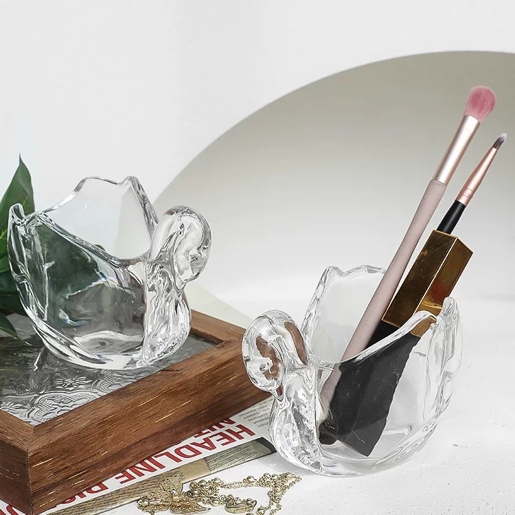 Nordic minimalist and light luxury swan jewelry, makeup, cute storage box, creative and fashionable decorative items, glass handicrafts