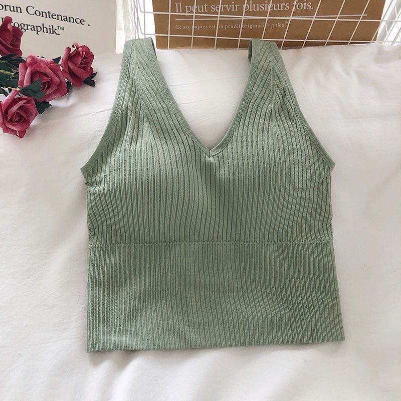 My close friend, the V-neck halter vest without a steel ring, is a perfect match for women to wear as a base layer for yoga and fitness Item Picture