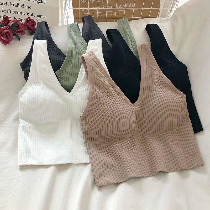 My close friend, the V-neck halter vest without a steel ring, is a perfect match for women to wear as a base layer for yoga and fitness undefined