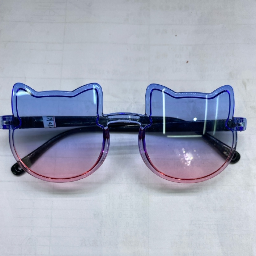 儿童玩具眼镜、太阳镜