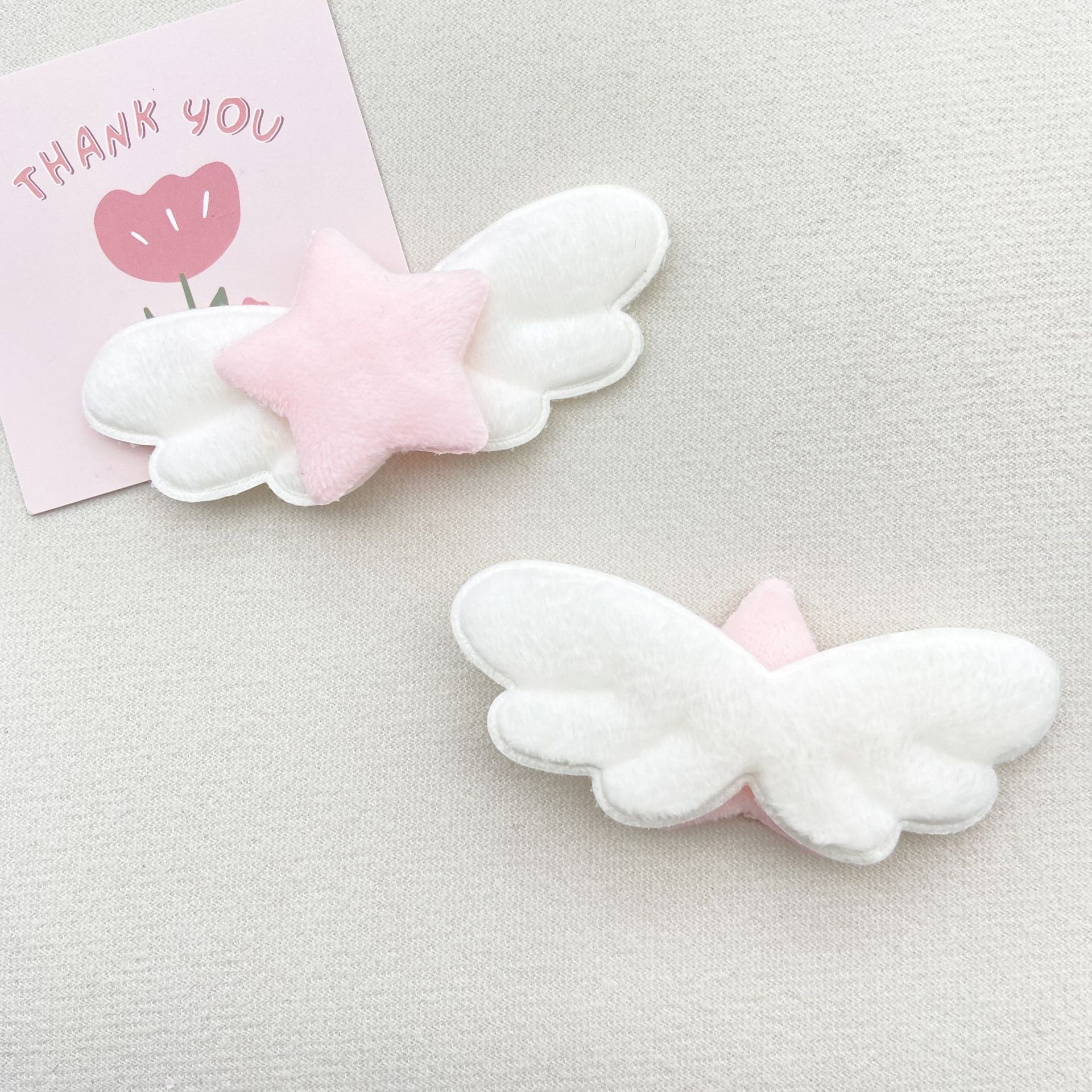 Stranger Things Magic Wand Resin Accessories, Anime Cake Decoration Set, Creative DIY dessert decoration materials, heart-shaped wings details Picture
