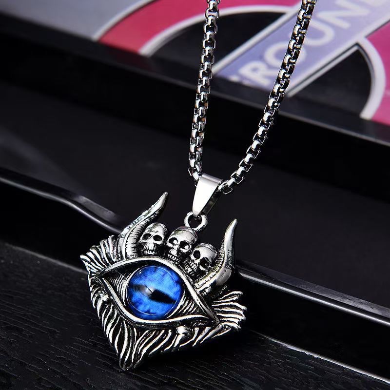 New Devil's Eye necklace, European and American, evil men titanium steel luminous eyes, trendy men hip-hop titanium jewelry necklace, stainless steel necklace, pearl necklace Application Scenario