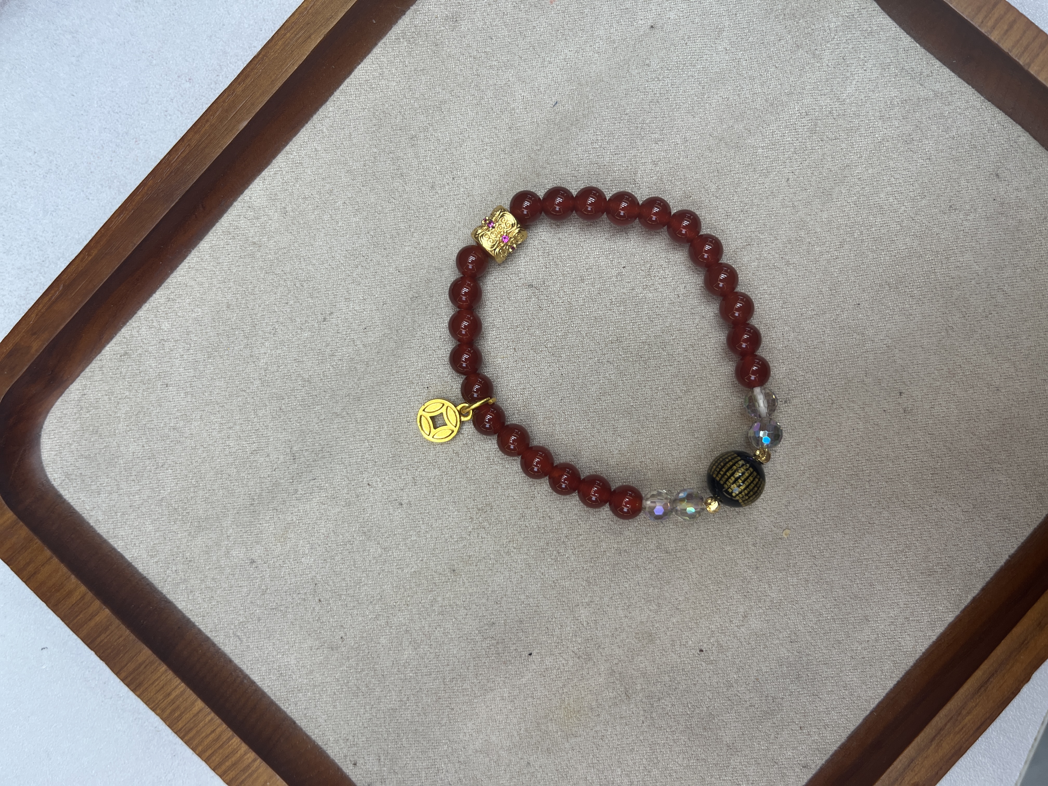 6厘红玛瑙手串，工艺品，礼品。细节图