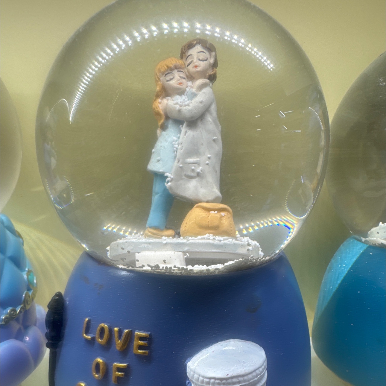 水晶球工艺品情人节礼物带音乐水晶球高科技实用创意礼品