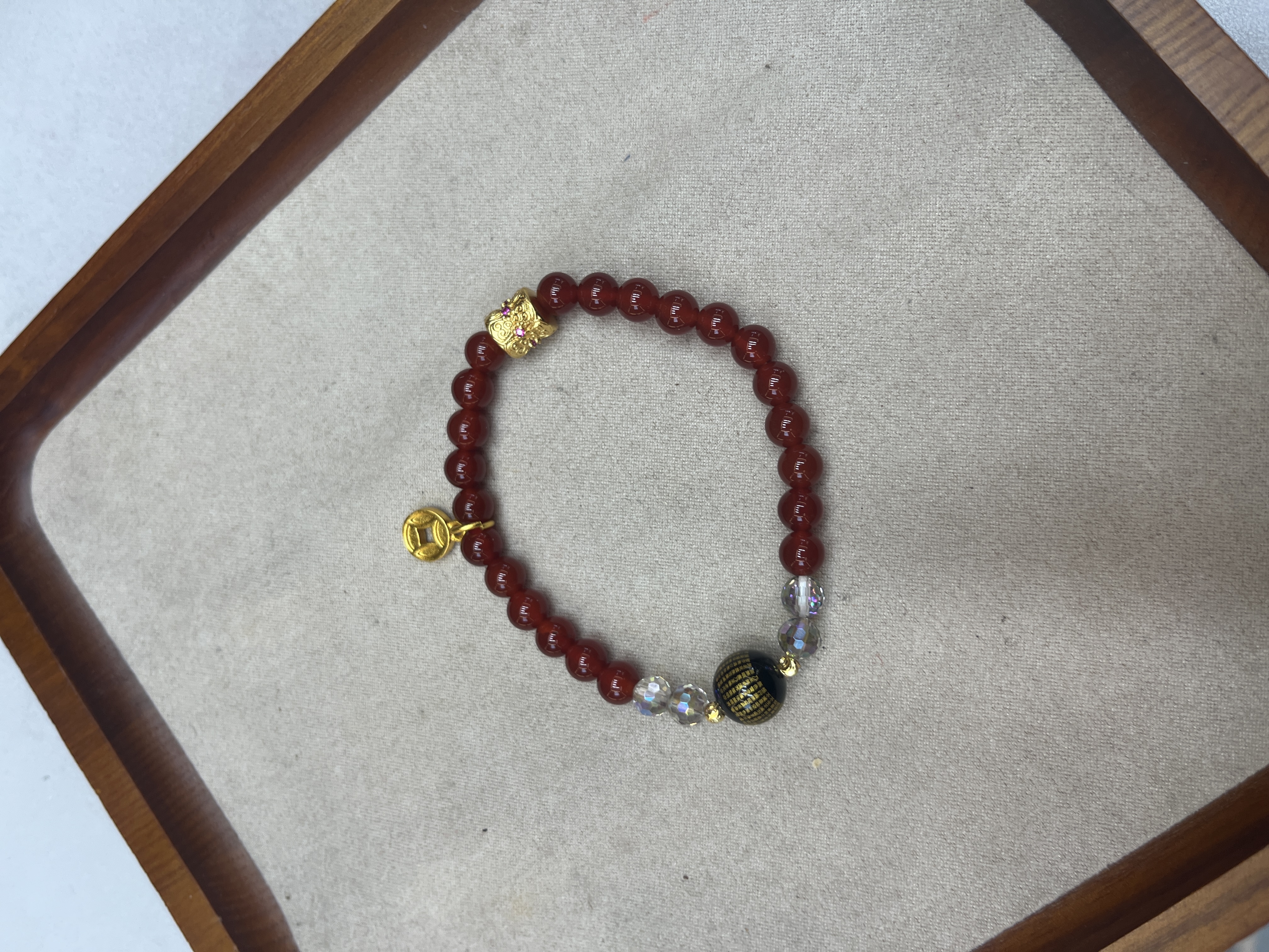 6厘红玛瑙手串，工艺品，礼品。产品图