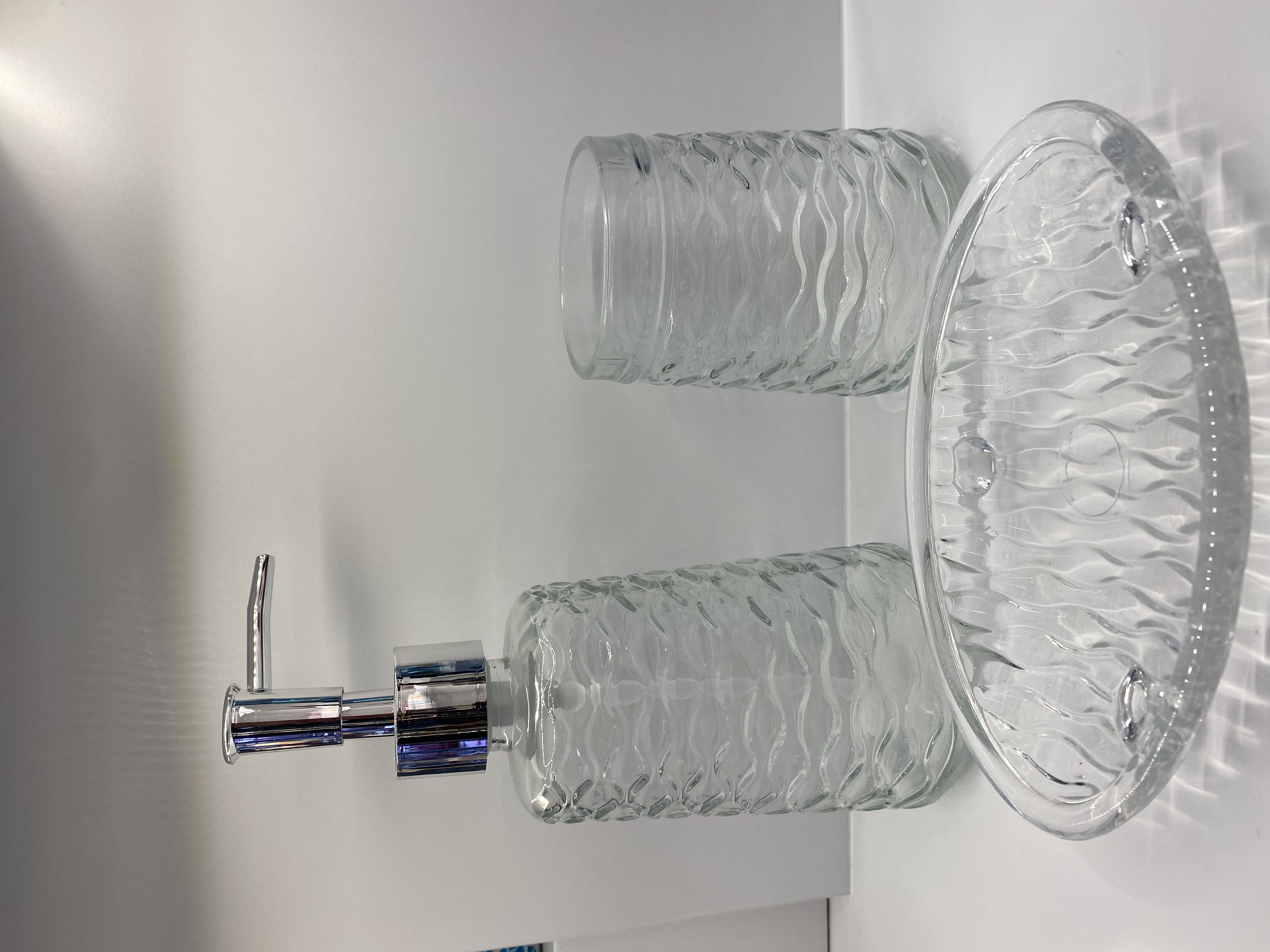 Set of glass portioning bottles, hand sanitizer bottles, cups, soap boxes details Picture