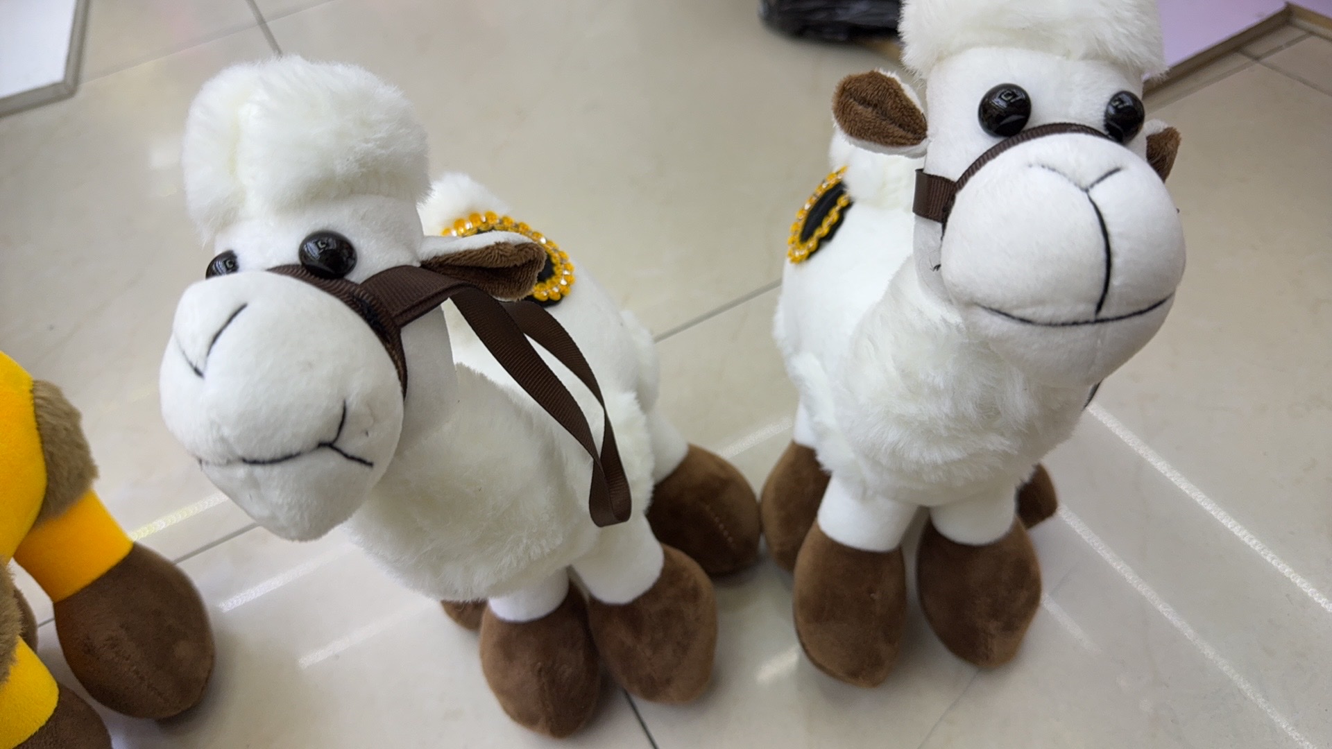 潮流创意智能变形电动玩具趣味玩具礼盒儿童益智玩具潮流玩具新品骆驼毛绒玩具产品图