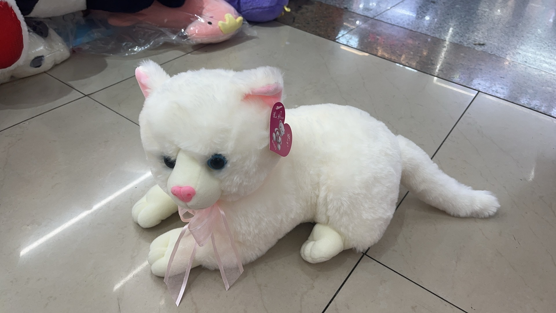 毛绒玩具创意潮流玩偶柔软可爱儿童礼物新款款式多样