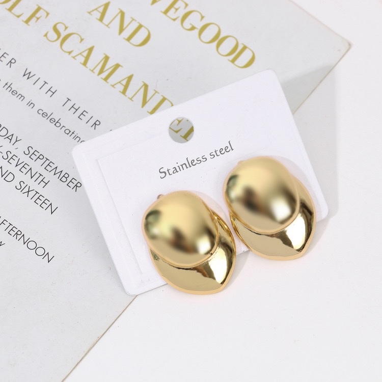 Cross-border European and American titanium steel ear studs for women, no color fading, simple and high-end style, cold style earrings, metallic feel, stainless steel ear studs, small accessories, accessory rack, necklace display stand, accessory rack, jewelry display stand, jewelry display box, small accessory head detail image 5