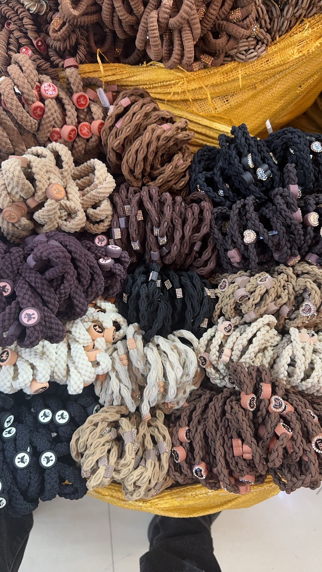 Korean-style women's hair tie, hair band, hair tie, leather band, fashionable and versatile, simple hair accessory, women's hair accessory in multiple colors to choose from, hair tie, hair band, leather band, women's Korean-style hair tie, women's Korean-style hair tie detail image 7