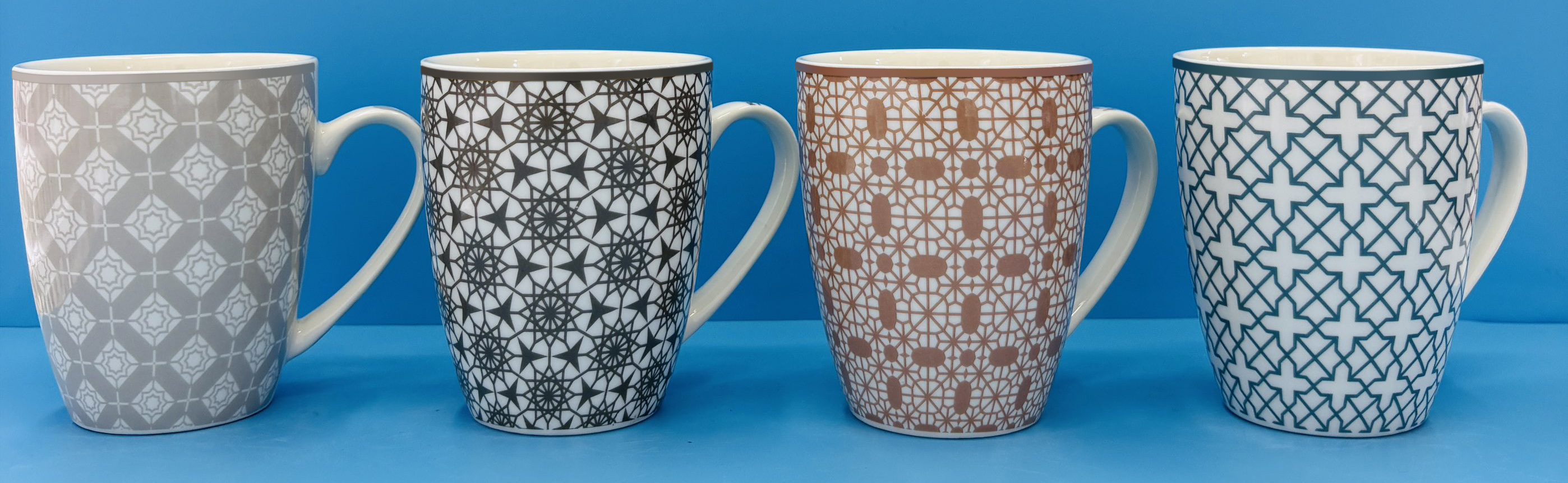 简约大方陶瓷杯