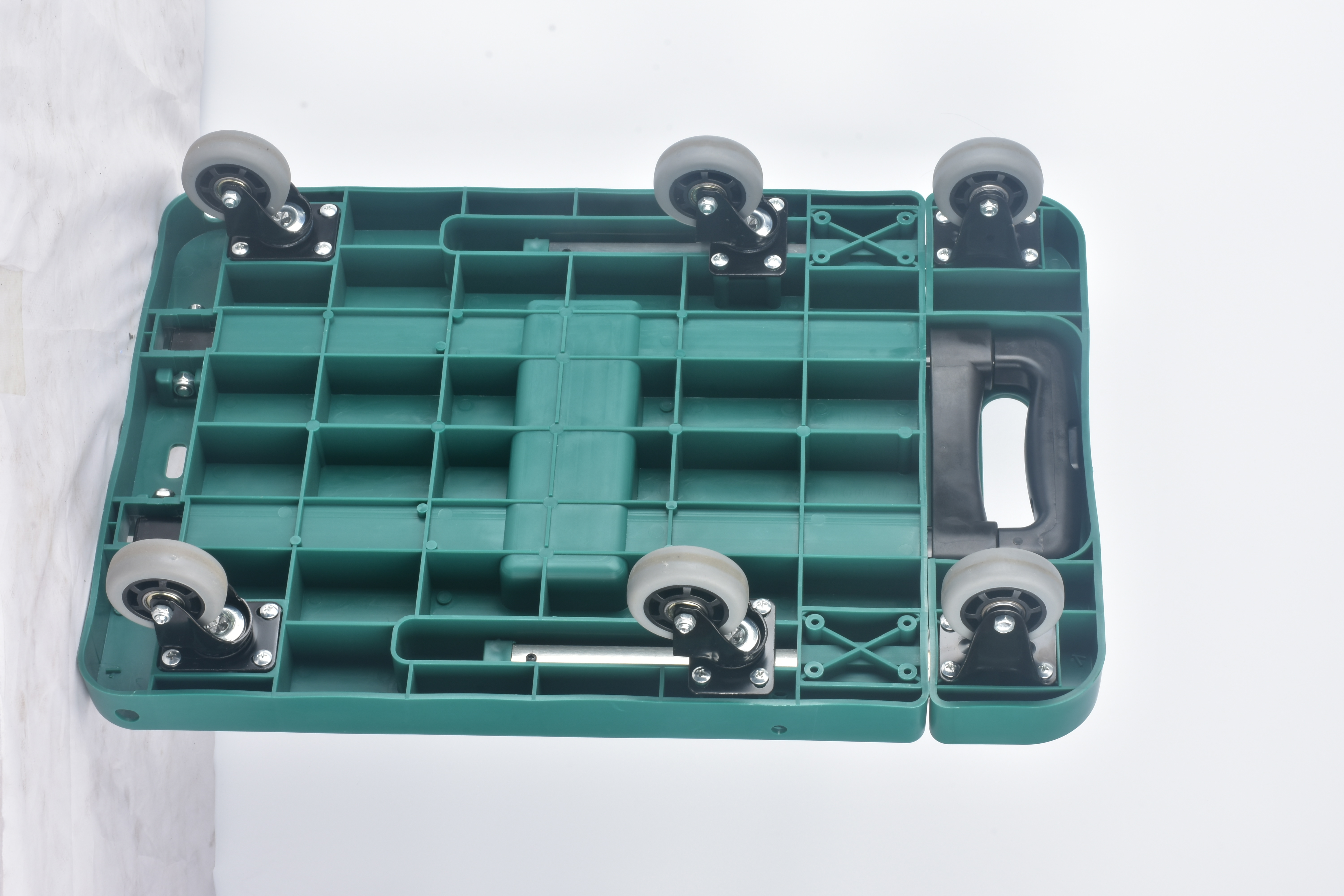 手拉车能进电梯