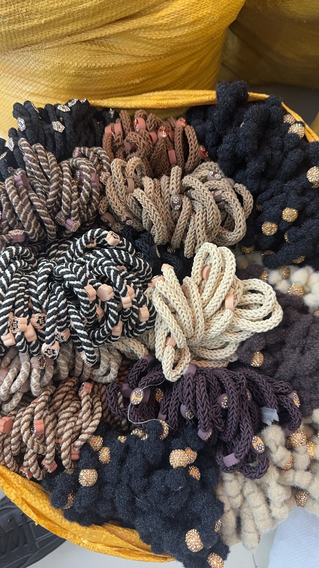 Korean-style women's hair tie, hair band, hair tie, leather band, fashionable and versatile, simple hair accessory, women's hair accessory in multiple colors to choose from, hair tie, hair band, leather band, women's Korean-style hair tie, women's Korean-style hair tie detail image 14